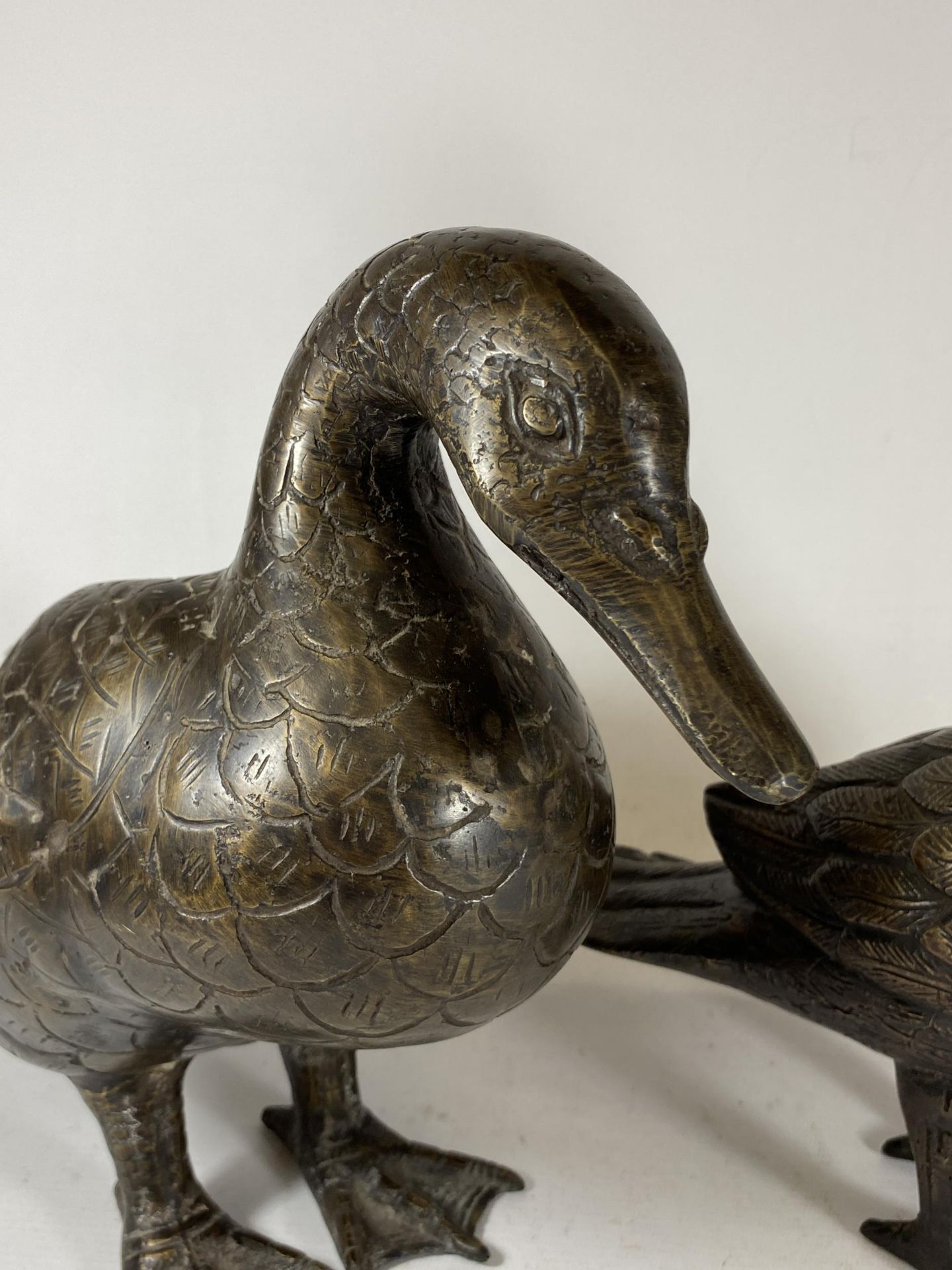 A PAIR OF ORIENTAL SPELTER DUCK MODELS, UNSIGNED, HEIGHT 27CM - Image 2 of 7