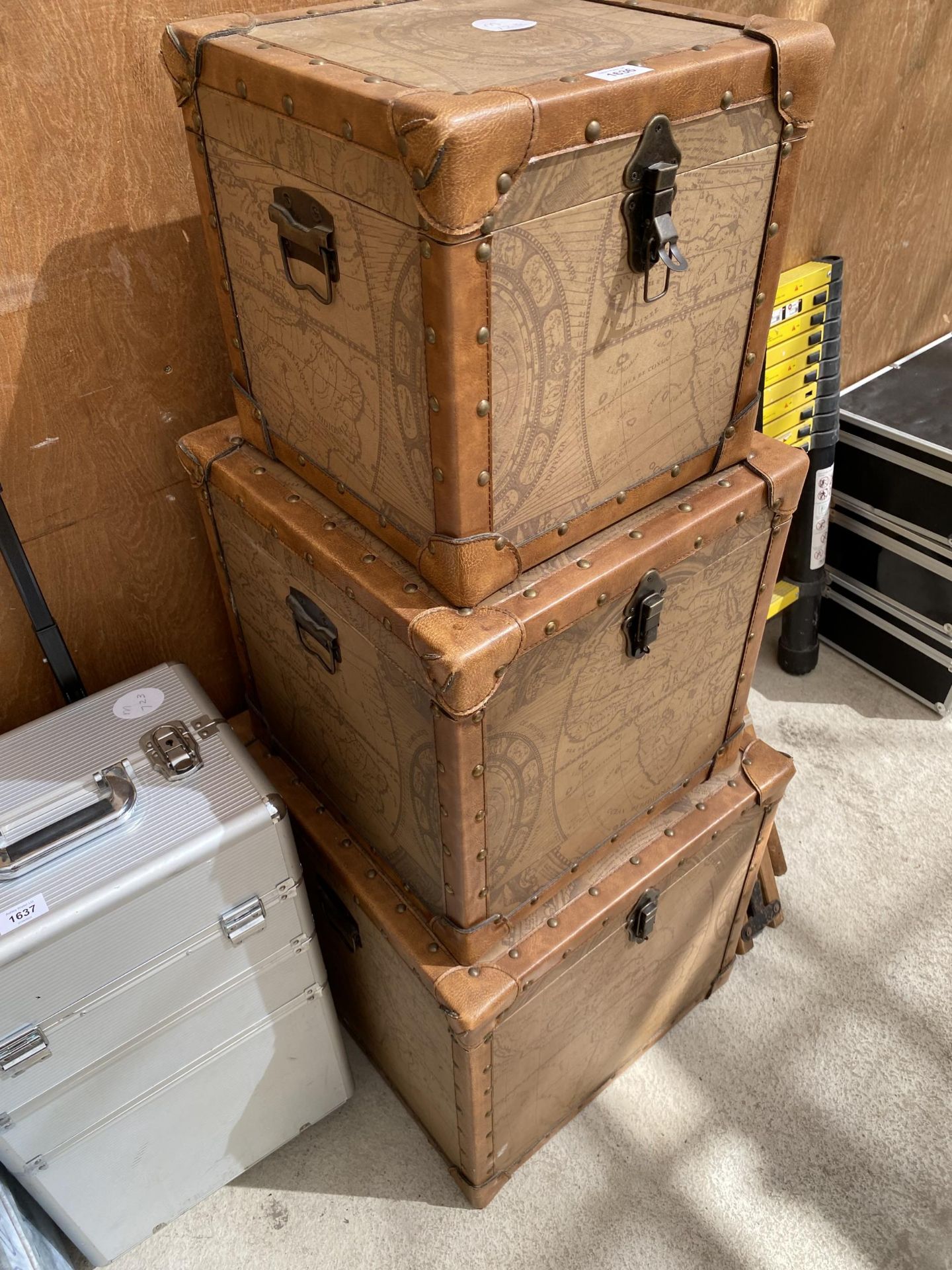 THREE GRADUTED STORAGE BOXES - Image 2 of 3