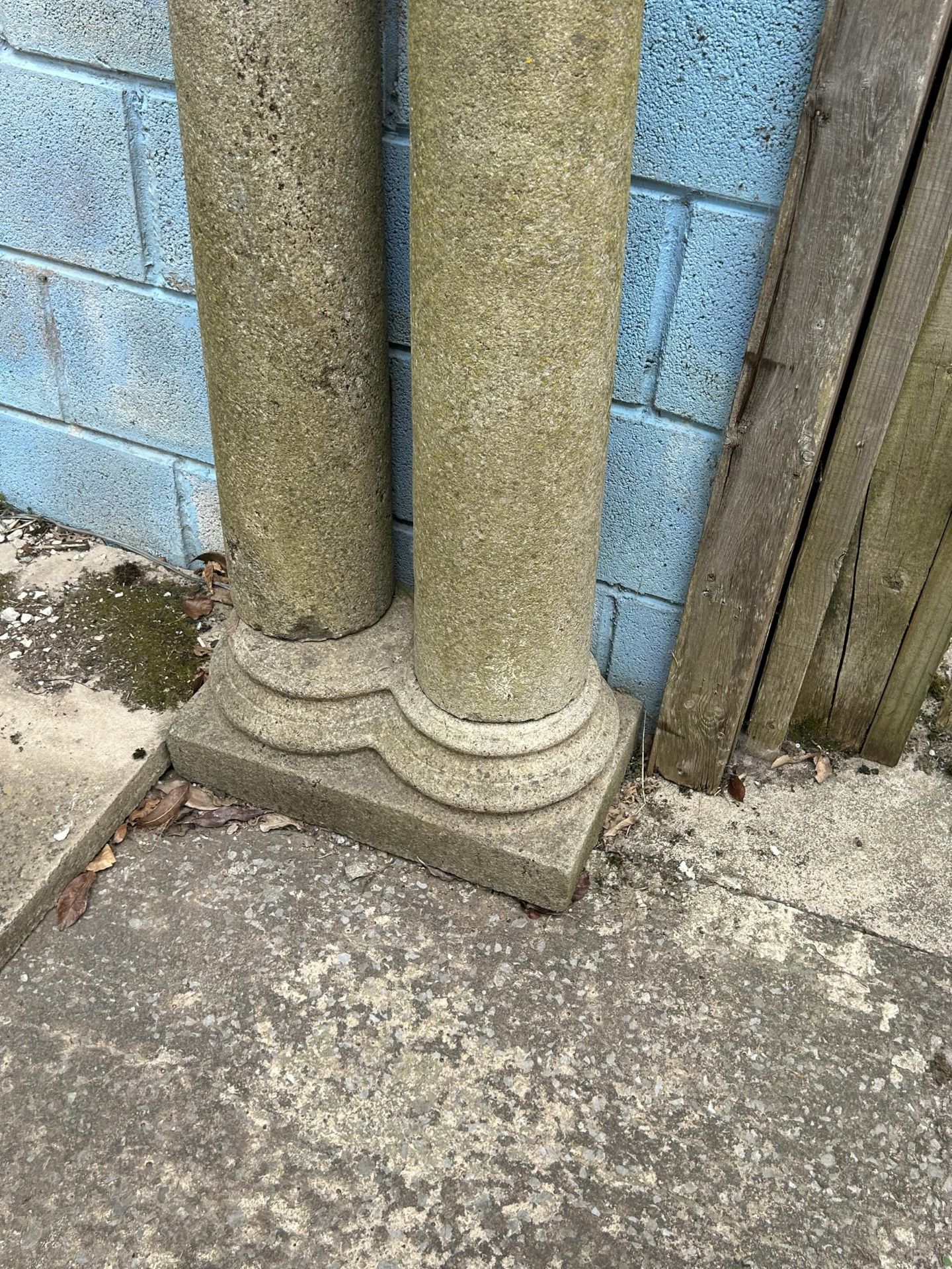 A VINTAGE INDIAN STONE TWIN PILLAR, 65 X 18" - Image 4 of 5