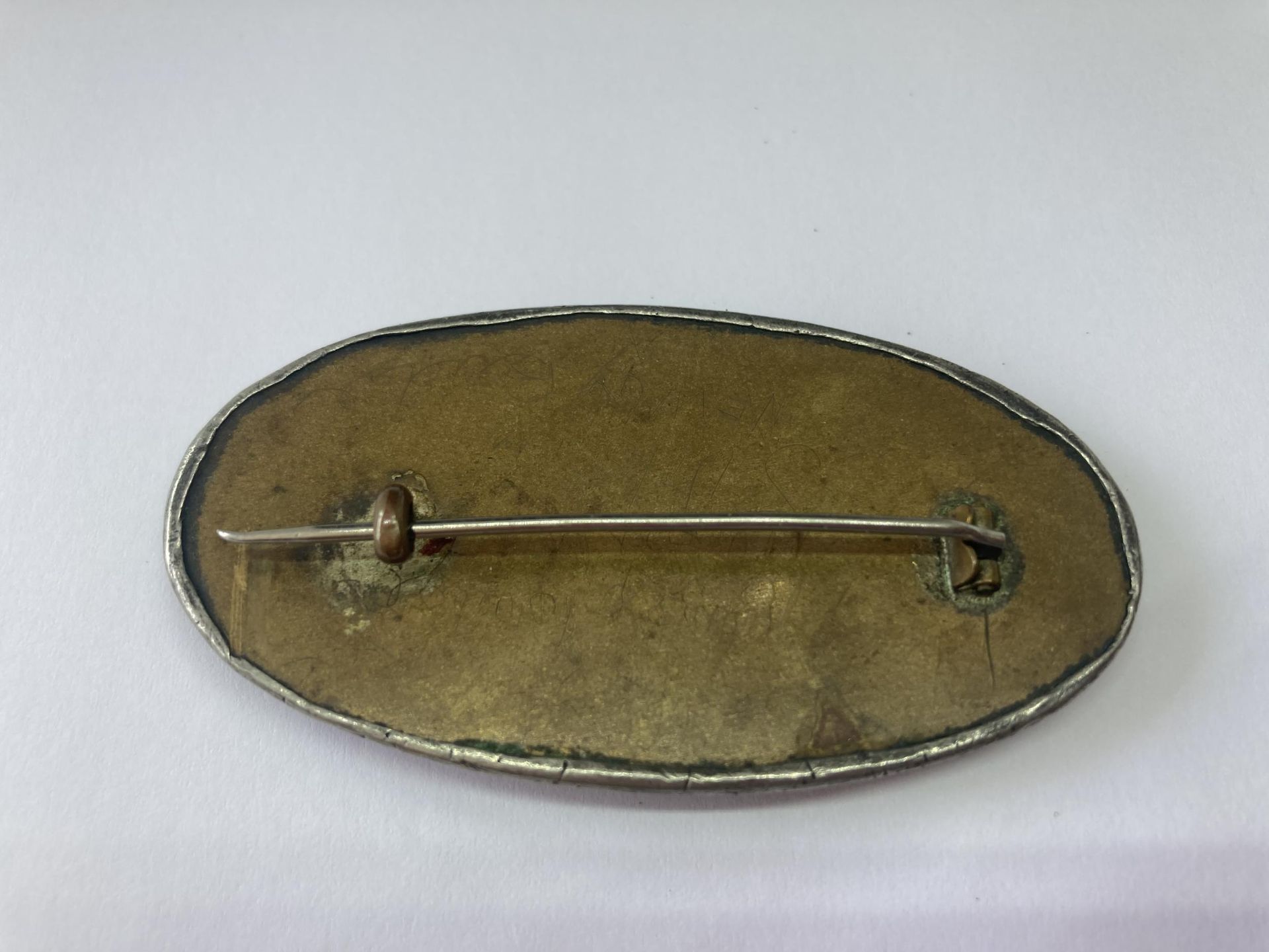 A PEWTER RUSKIN BROACH - Image 3 of 3
