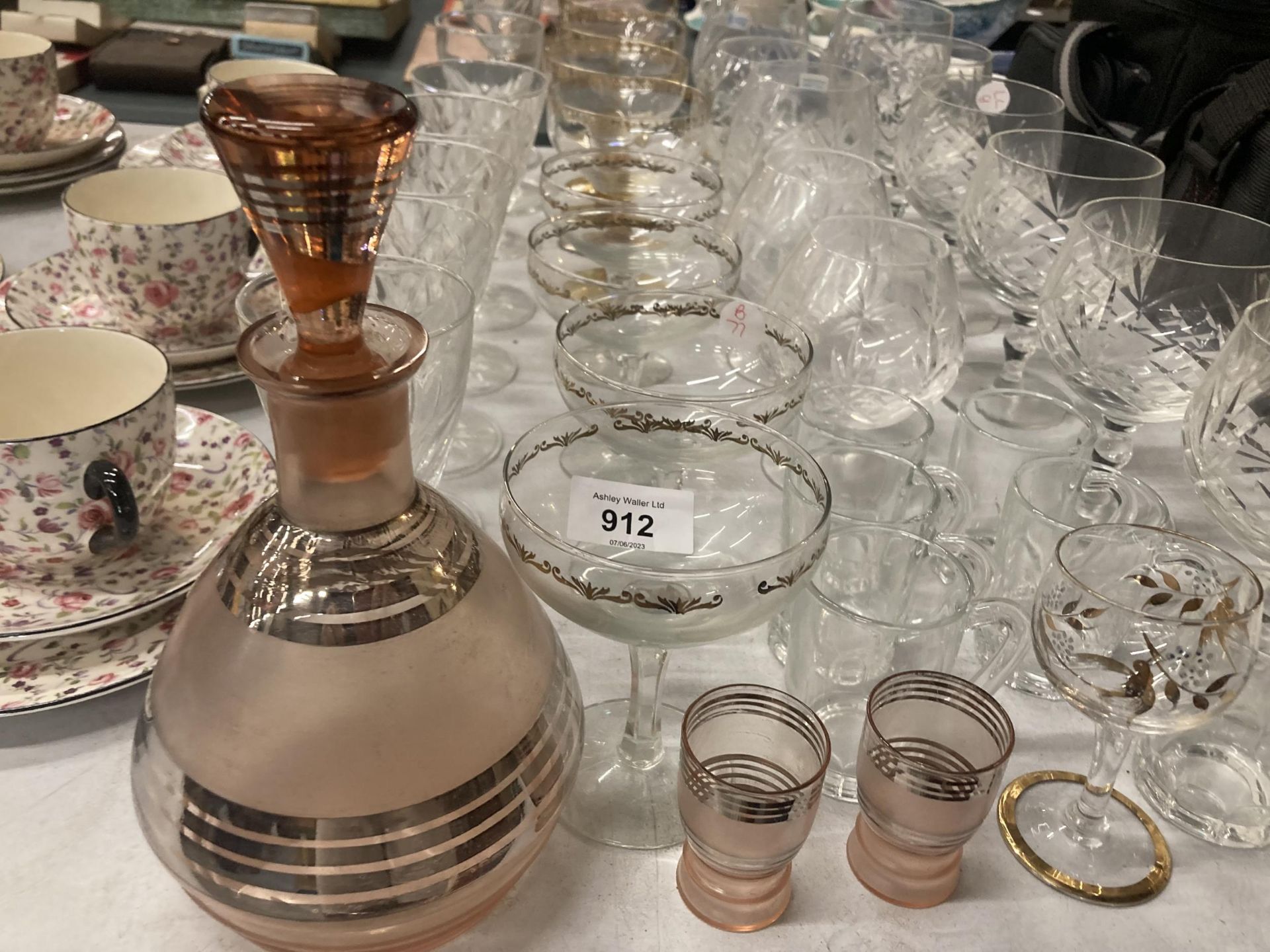 A LARGE QUANTITY OF GLASSES TO INCLUDE COCKTAIL, CHAMPAGNE FLUTES, WINE, BRANDY, A SMALL DECANTER - Image 2 of 2