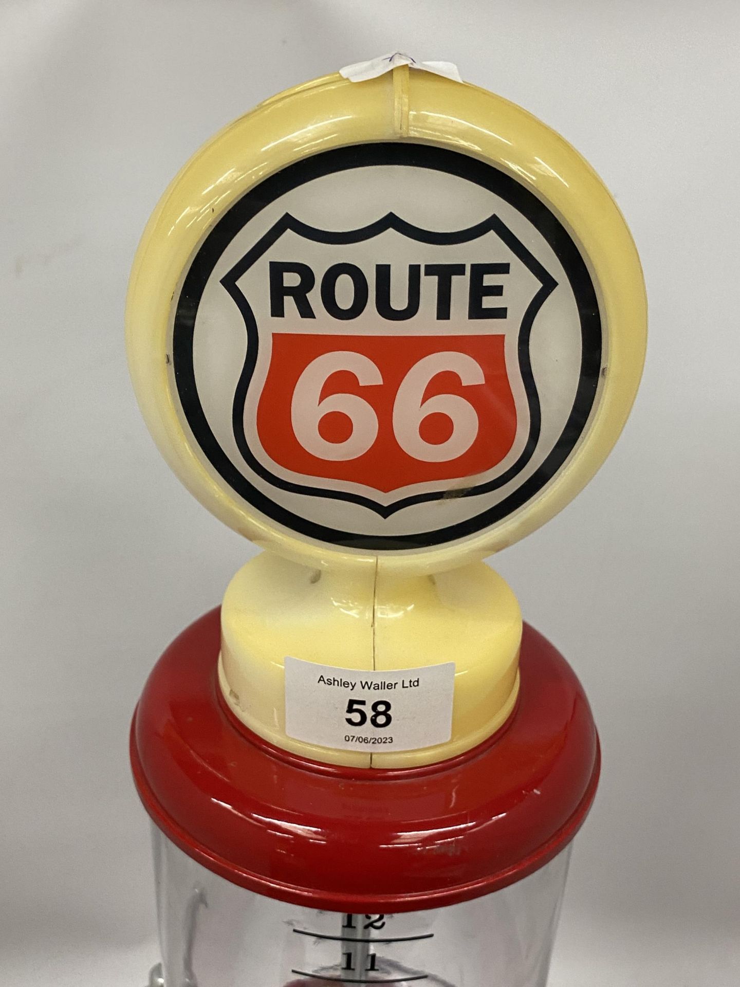 A ROUTE 66 PETROL PUMP DESIGN BUBBLEGUM MACHINE, HEIGHT 55CM - Image 2 of 3