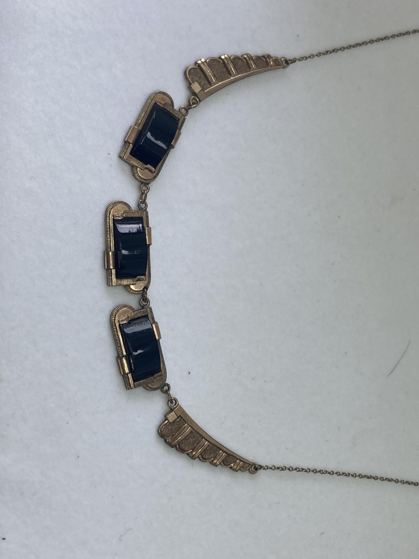 AN ART-DECO GOLD PLATED NECKLACE - Image 3 of 4