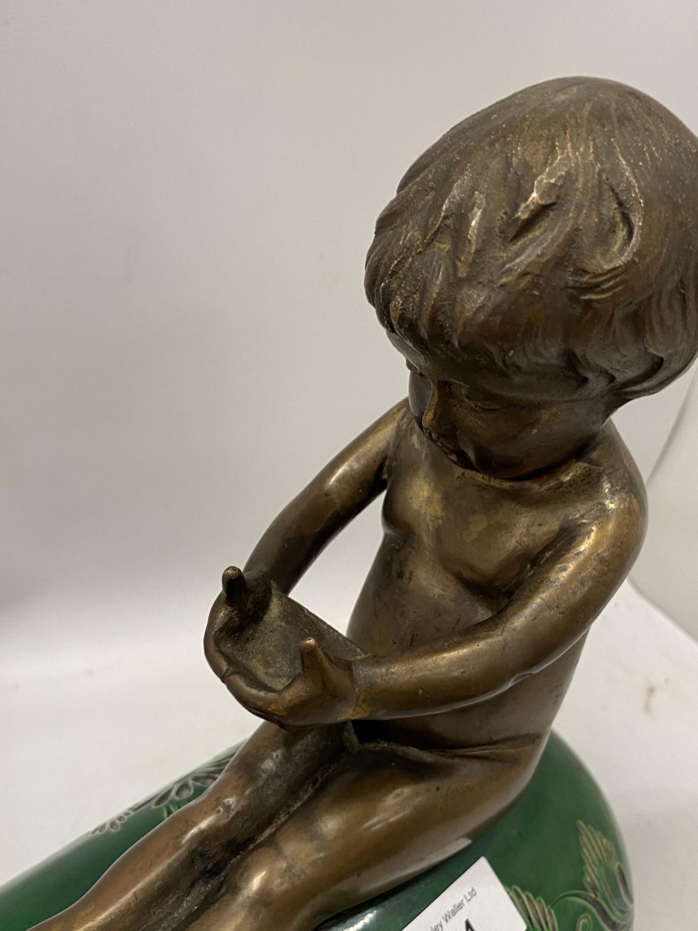 A GREEN VICTORIAN CERAMIC PIG WITH BRONZE MODEL OF A BOY SEATED, HEIGHT 34CM - Bild 2 aus 5