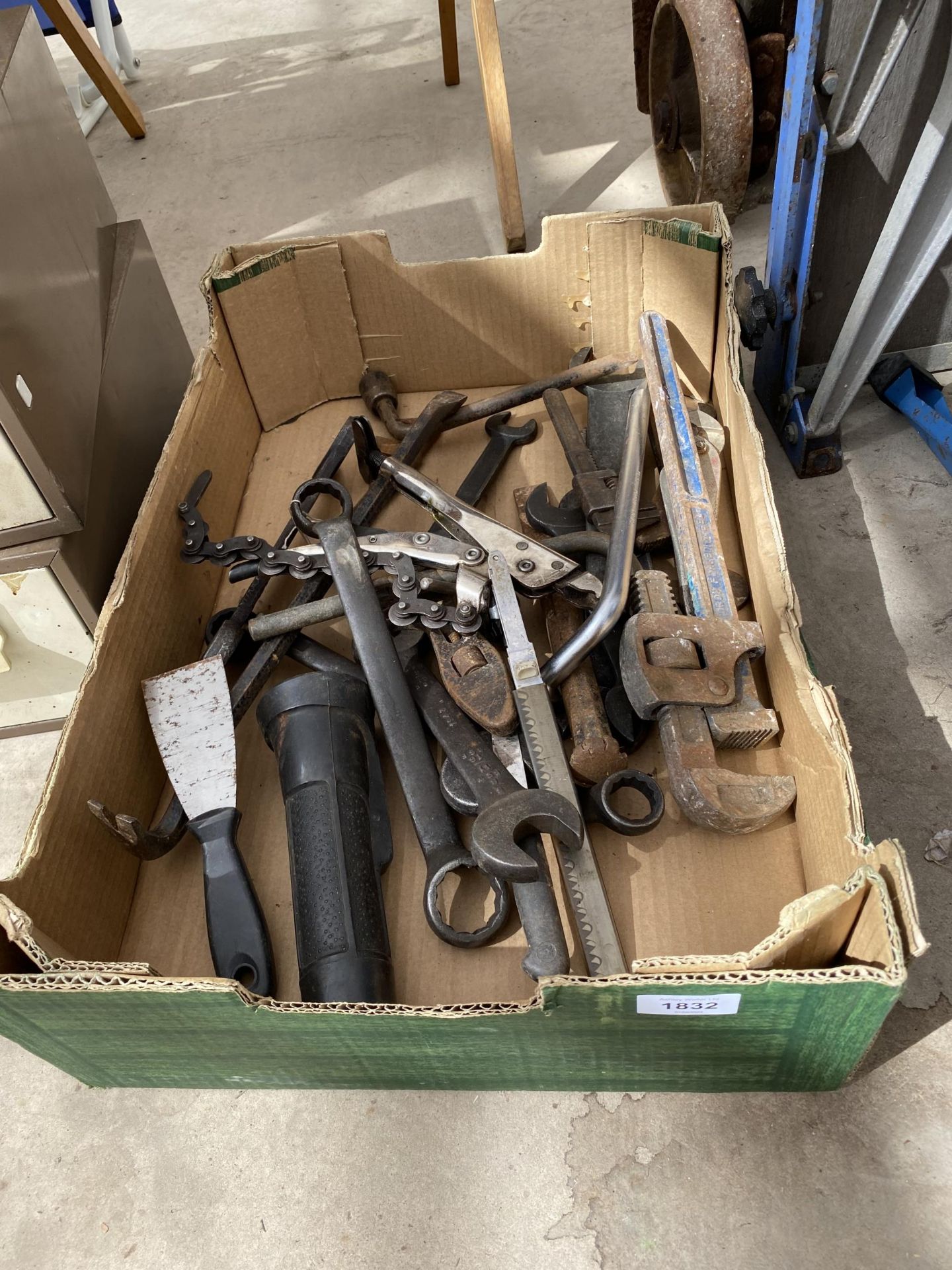 AN ASSORTMENT OF TOOLS TO INCLUDE SPANNERS AND STILSENS ETC