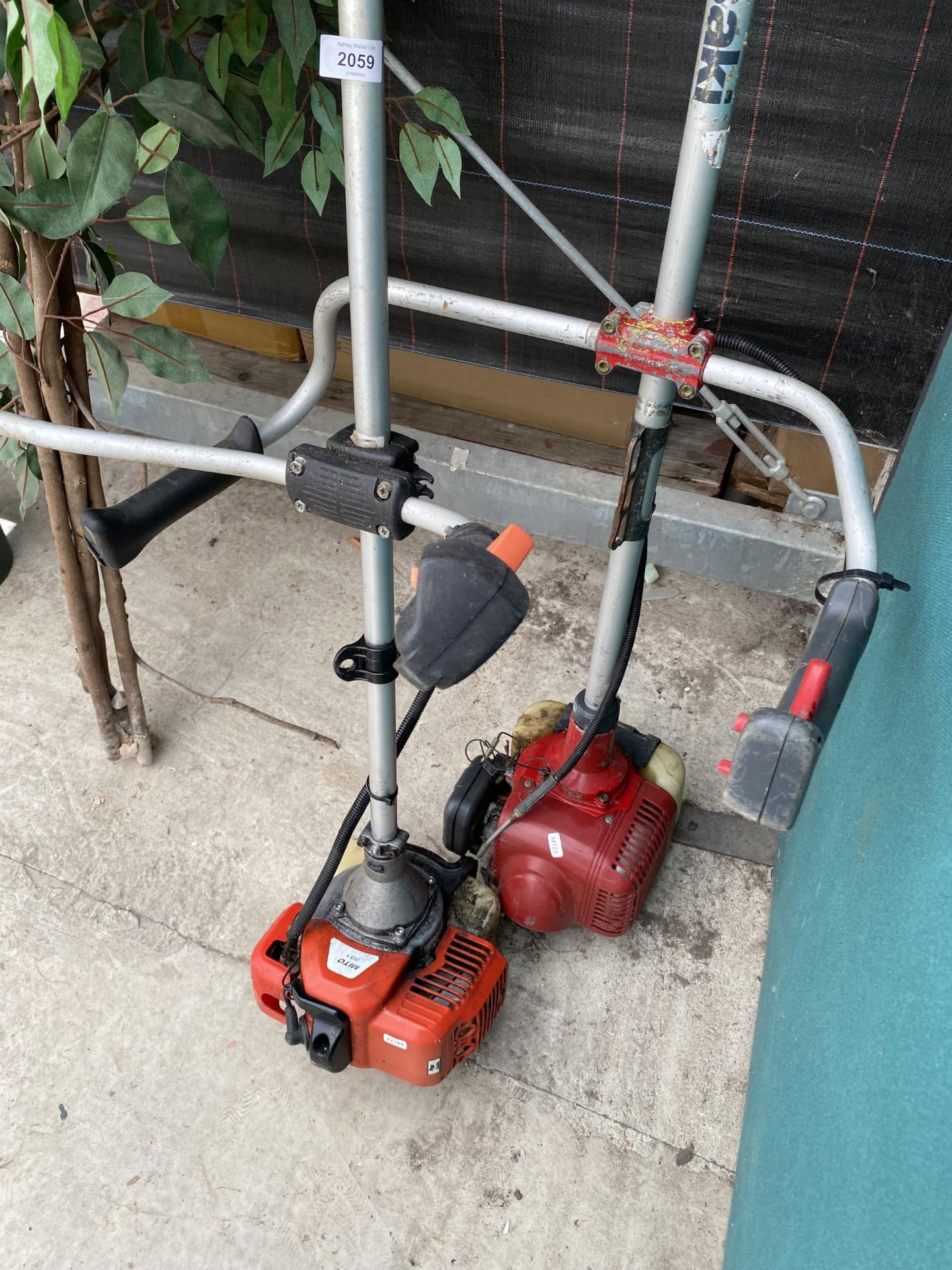 TWO PETROL GRASS STRIMMERS TO INCLUDE A KAWASAKI ETC - Image 2 of 4