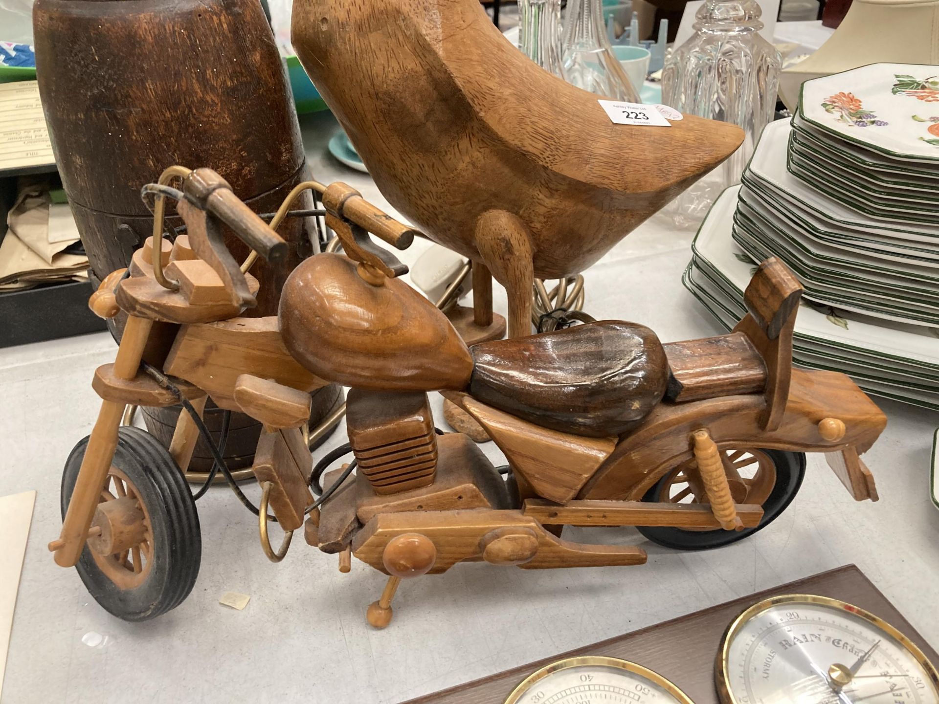 A MIXED LOT TO INCLUDE WOODEN DUCK, WOODEN MOTORBIKE MODEL, SHIPS BAROMETER ETC - Image 2 of 3