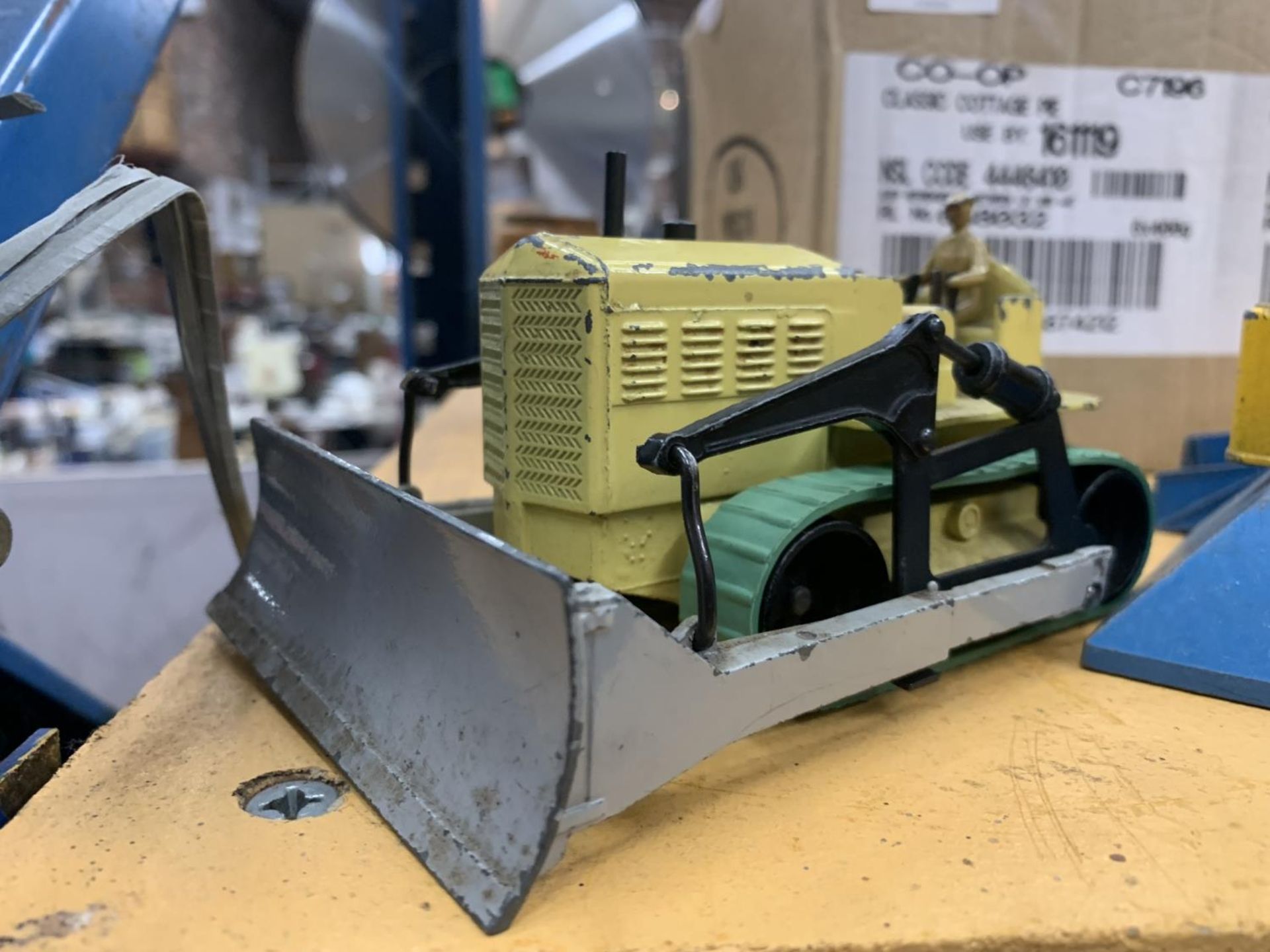 THREE DINKY UNBOXED MODELS - BLAW KNOX BULLDOZER 961 CRANE AND ELEVATOR LOADER - Image 2 of 4