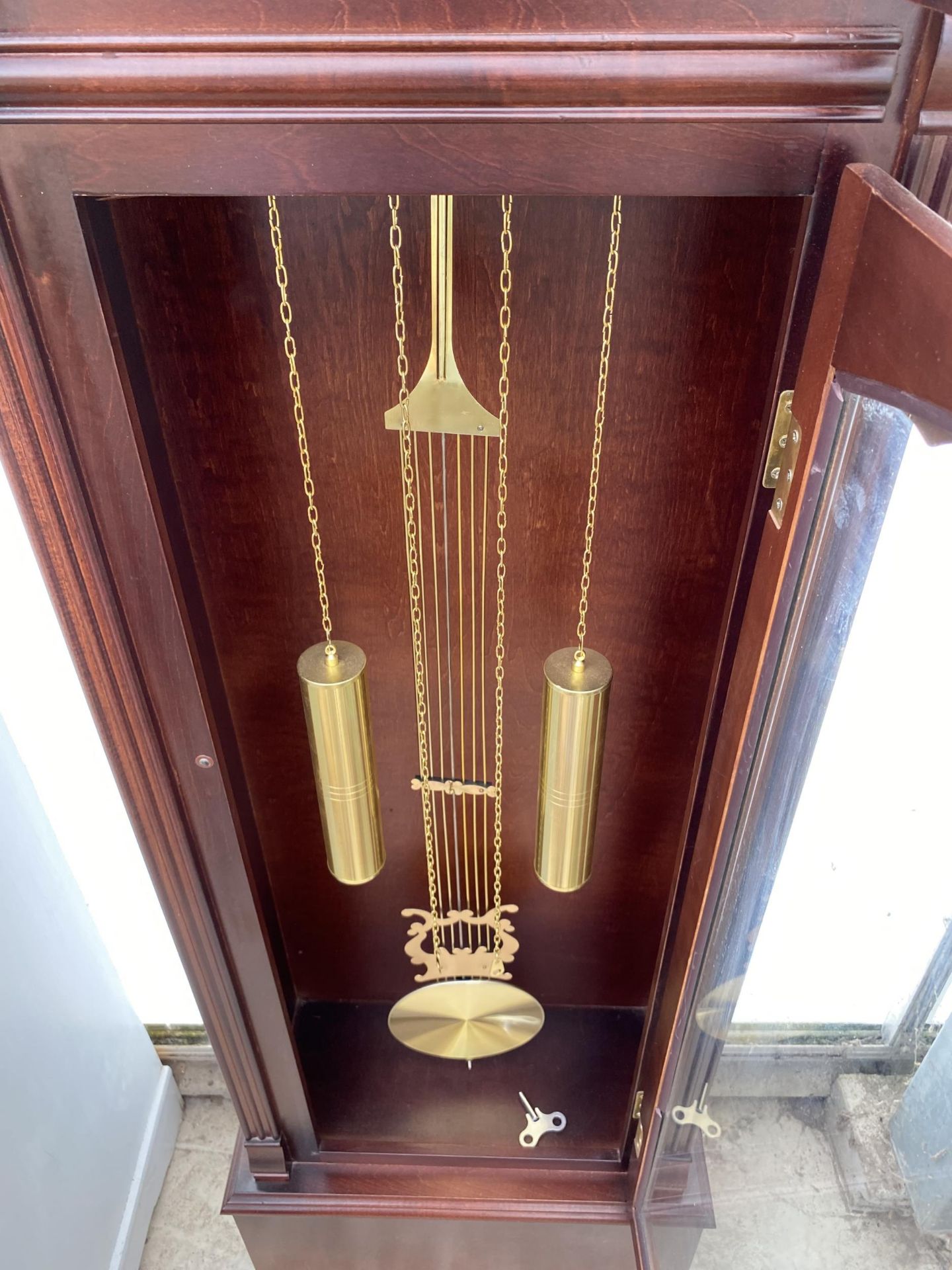 A WOOD & SONS LONGCASE CLOCK WITH BRASS DIAL, WEIGHTS, PENDULUM AND GLASS DOOR - Image 3 of 5