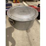 A LARGE STAINLESS STEEL COOKING POT WITH LID