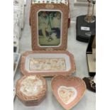 A QUANTITY OF WEDGWOOD 'VENUS' TO INCLUDE A PHOTO FRAME, TRINKET BOX AND DISH AND A RECTANGULAR