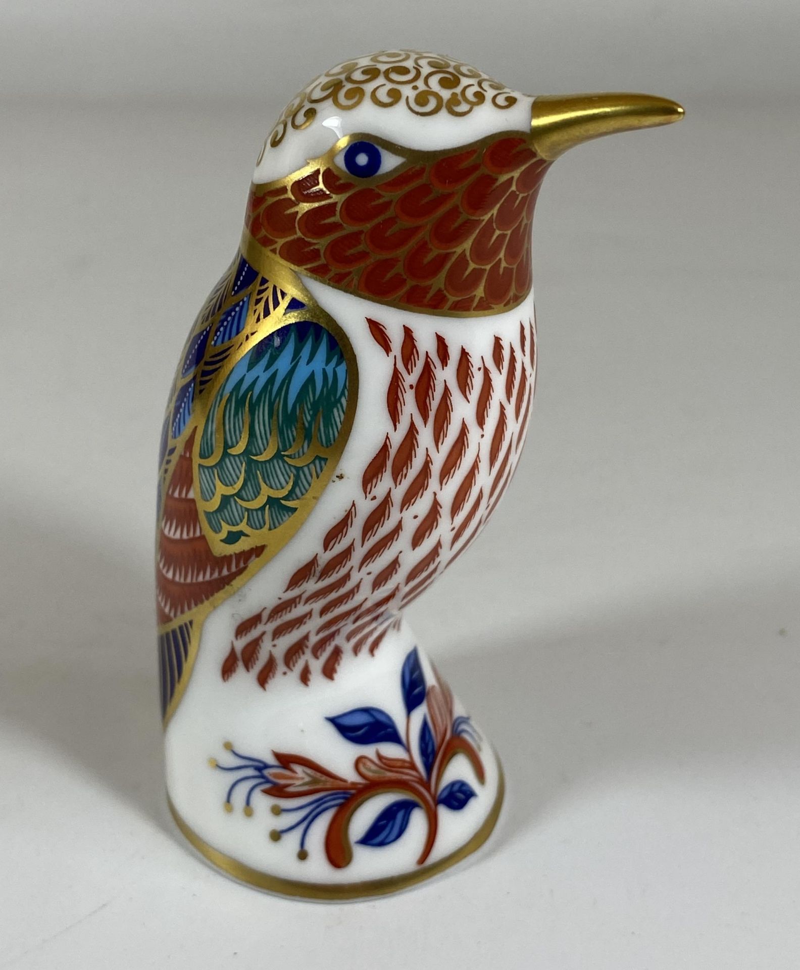 A ROYAL CROWN DERBY KINGFISHER PAPERWEIGHT WITH GOLD STOPPER