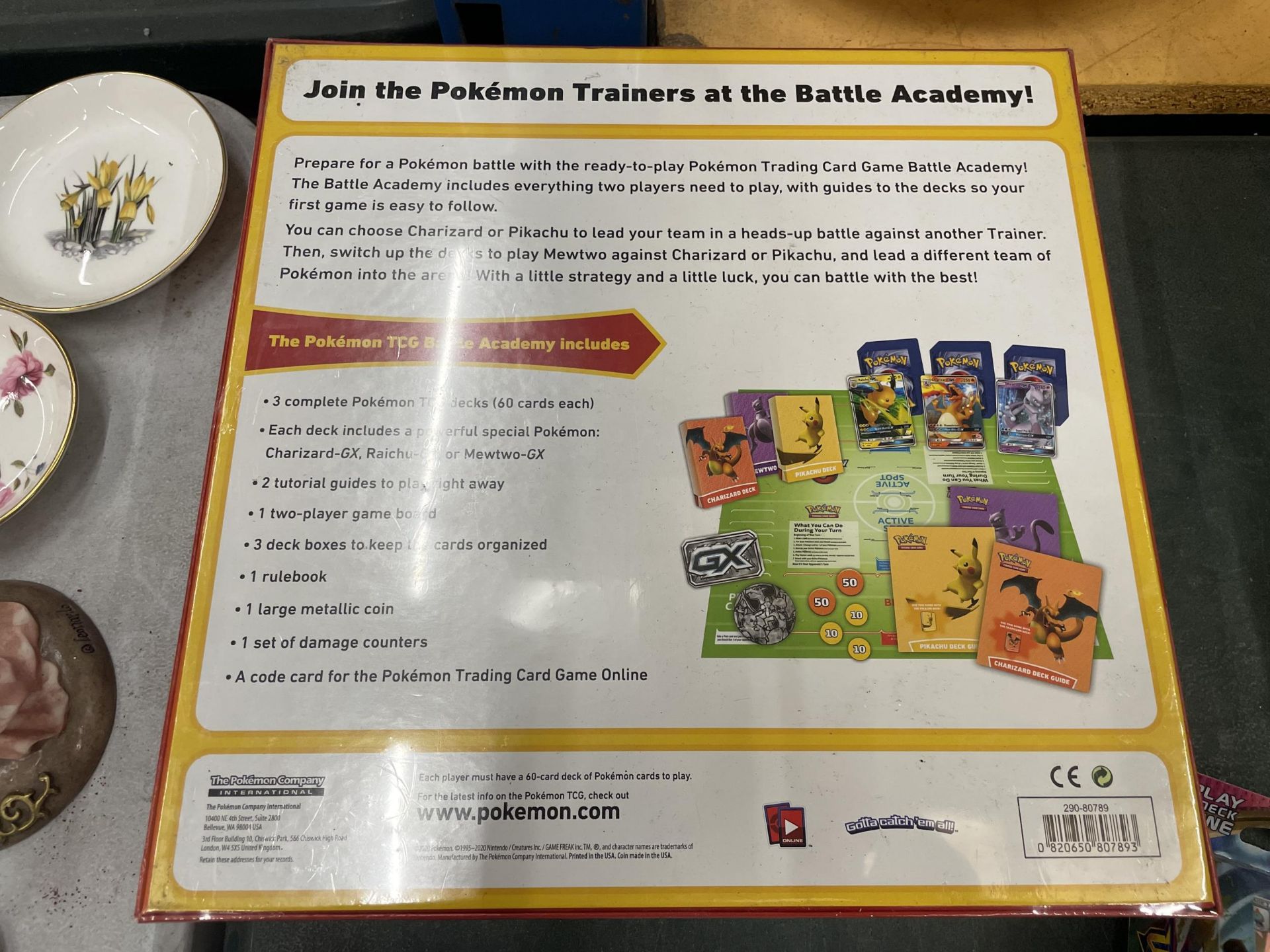 A NEW AND SEALED POKEMON BATTLE ACADEMY BOARD GAME WITH A DREDNAW AND CHARIZARD BATTLE DECKS - Image 2 of 2