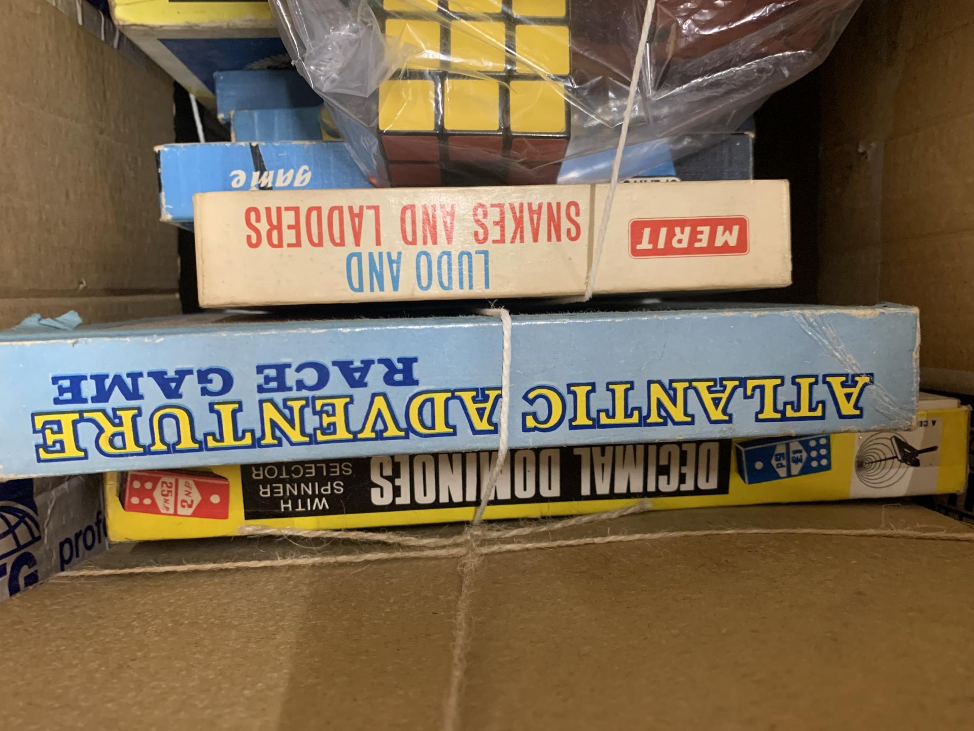 THREE BOXES OF VINTAGE AND MODERN CHILDRENS GAMES AND A SUPER SOCCER GAME - Image 6 of 6