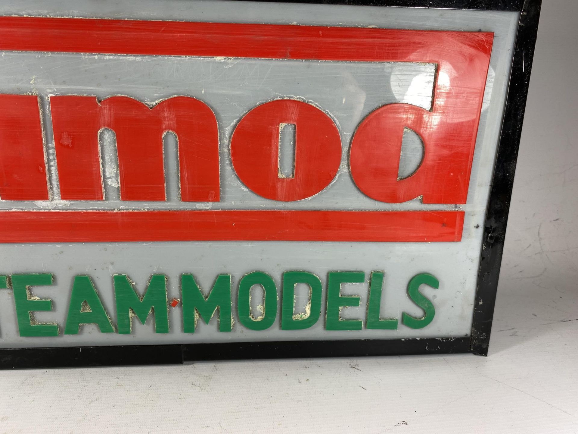 AN ILLUMINATED SIGN - MAMOD LIVE STEAM MODELS 31 X 66 CM - Image 3 of 5