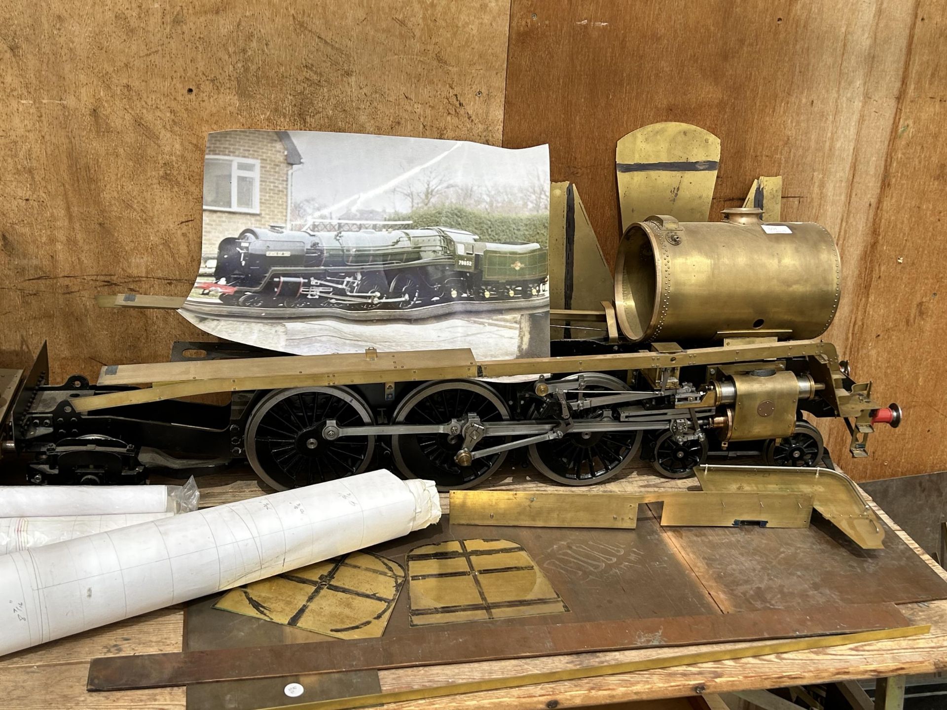 A 5 INCH GAUGE STEAM LOCOMOTIVE, THIS IS A PART SCRATCH BUILT PROJECT MADE FROM BRASS, COPPER AND - Image 2 of 7