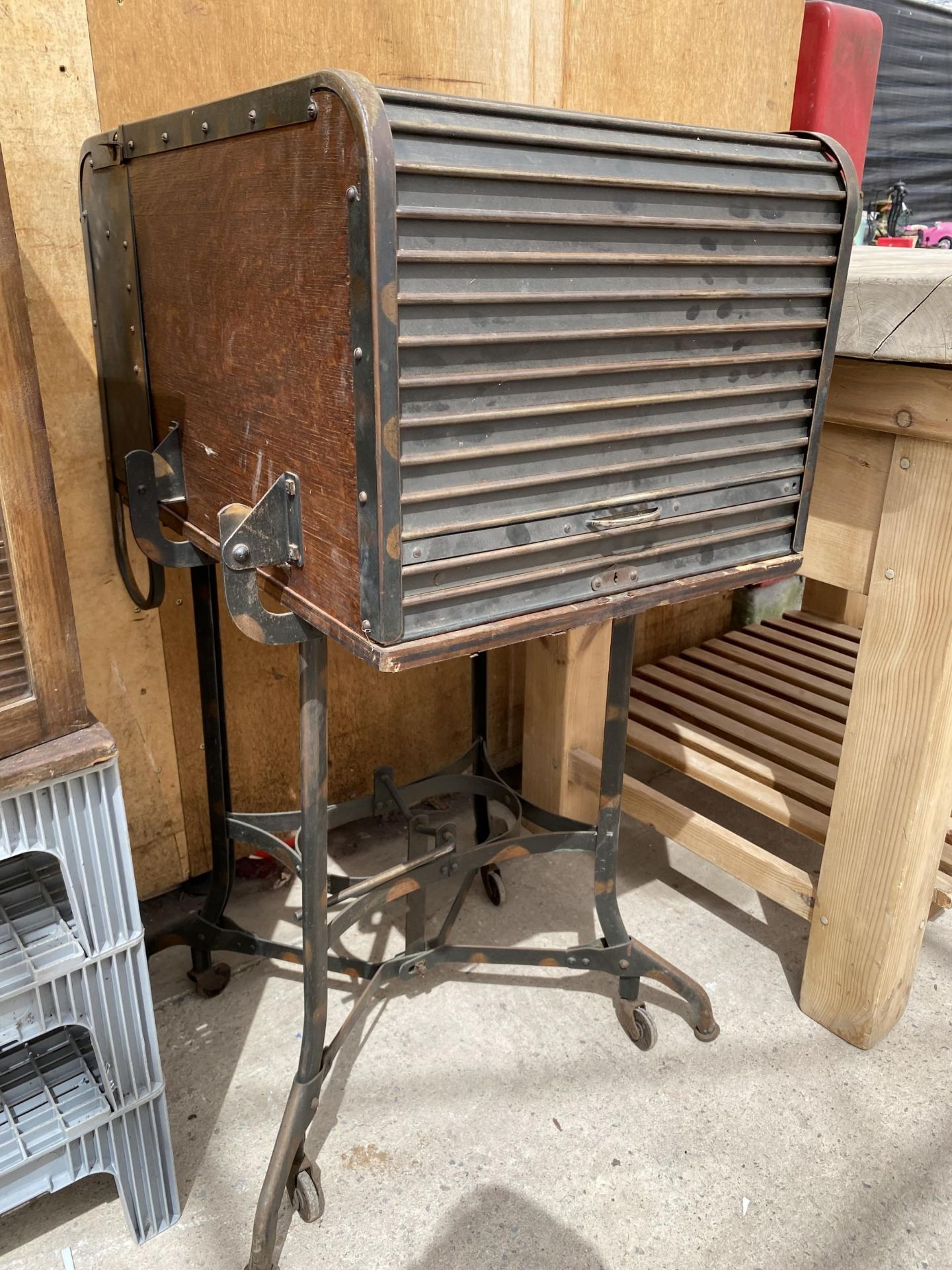 A VINTAGE OAK ROLL MACHINE TYPISTS CABINET WITH METAL INDUSTRIAL BASE - Image 2 of 4