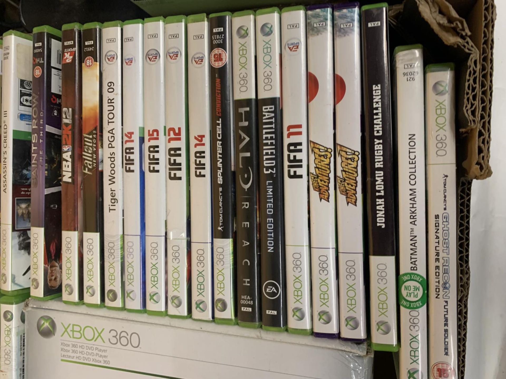 A QUANTITY OF XBOX 360 GAMES AND DVD PLAYER TO INCLUDE FIFA, HALO ETC - Image 2 of 5