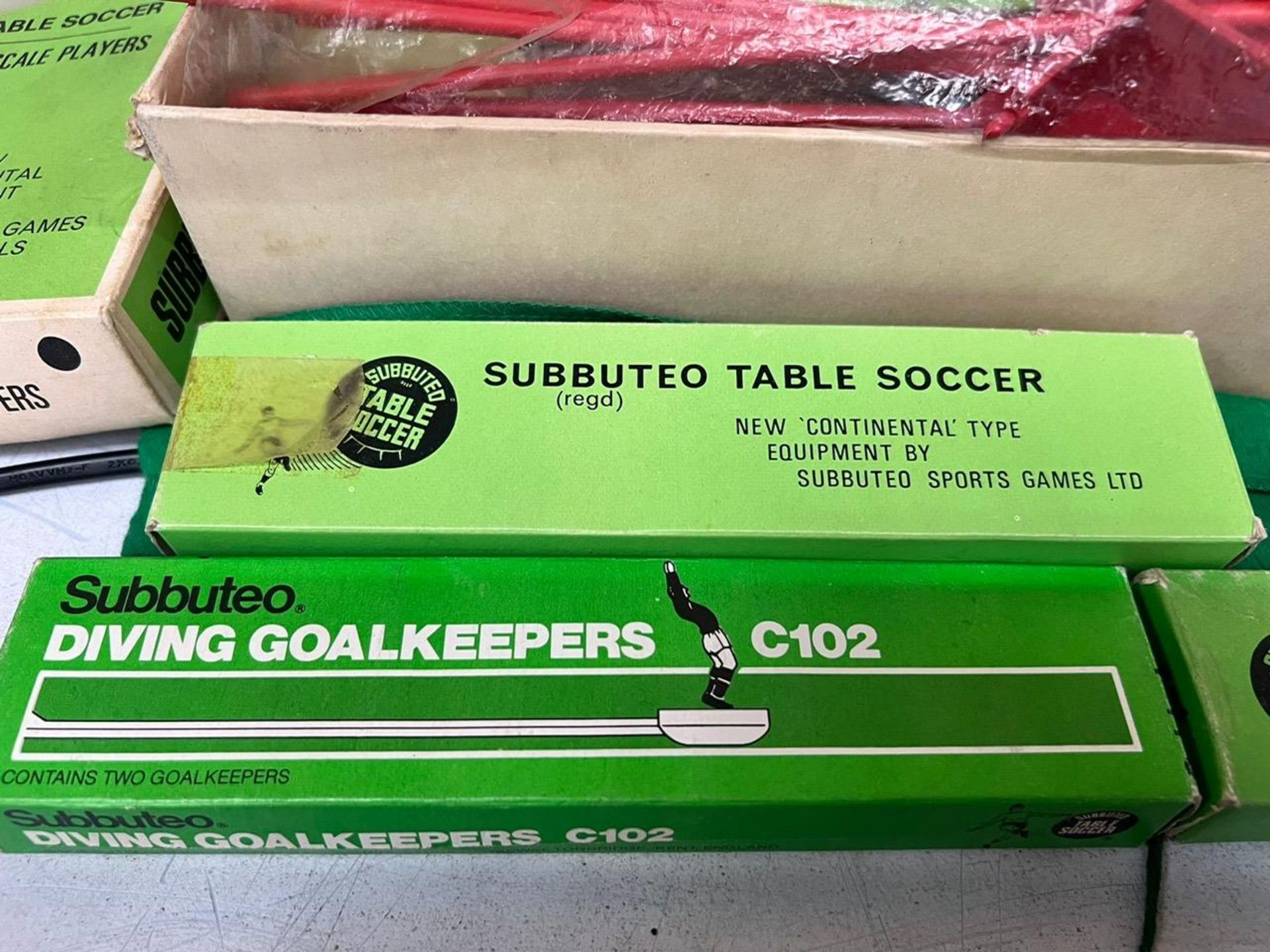 A LARGE QUANTITY OF VINTAGE SUBBUTEO ITEMS - TEAMS, PART TEAMS PITCH, THROW INS, NETS ETC - Image 7 of 8