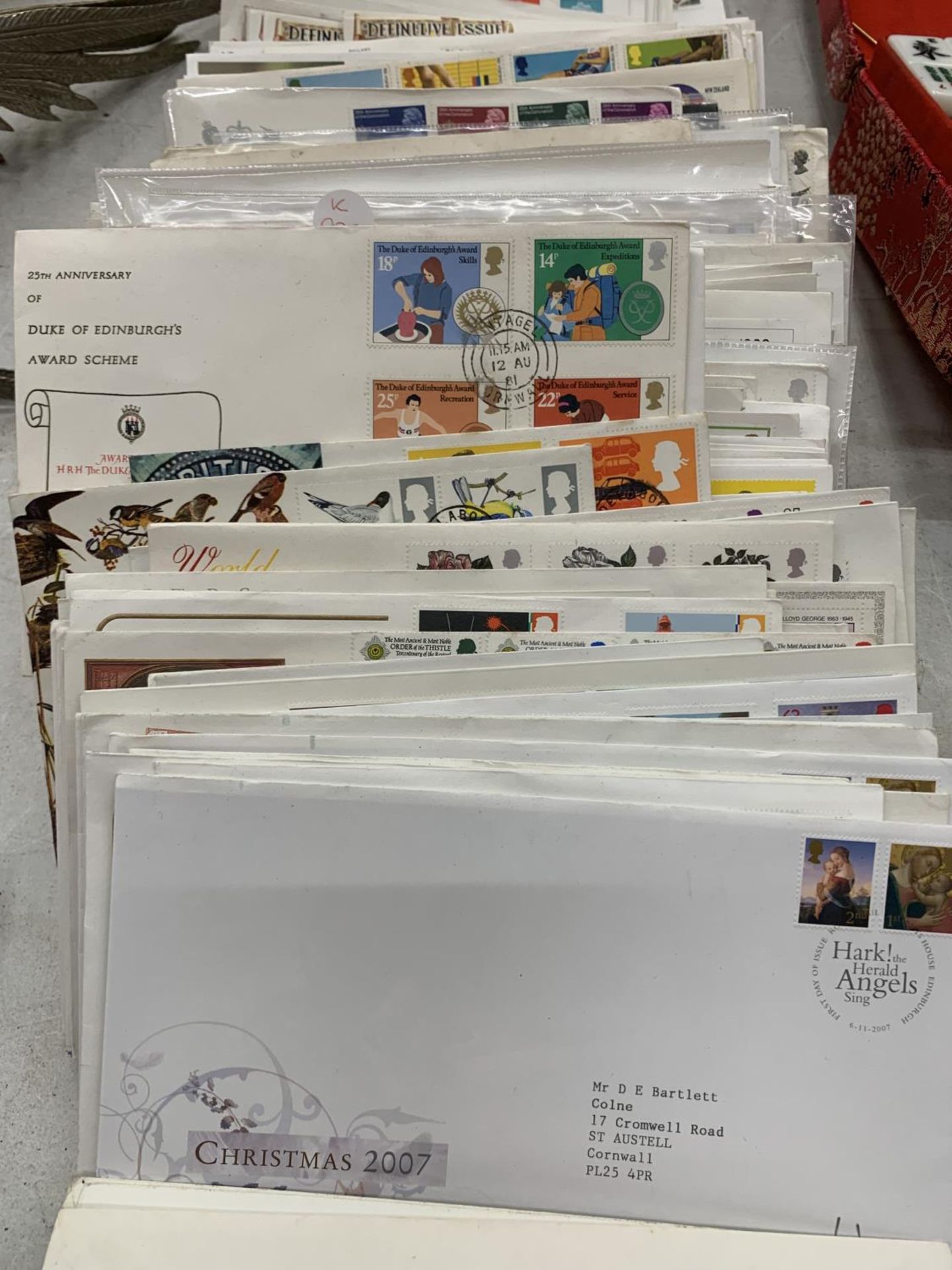A LARGE QUANTITY OF FIRST DAY COVERS - Image 3 of 4