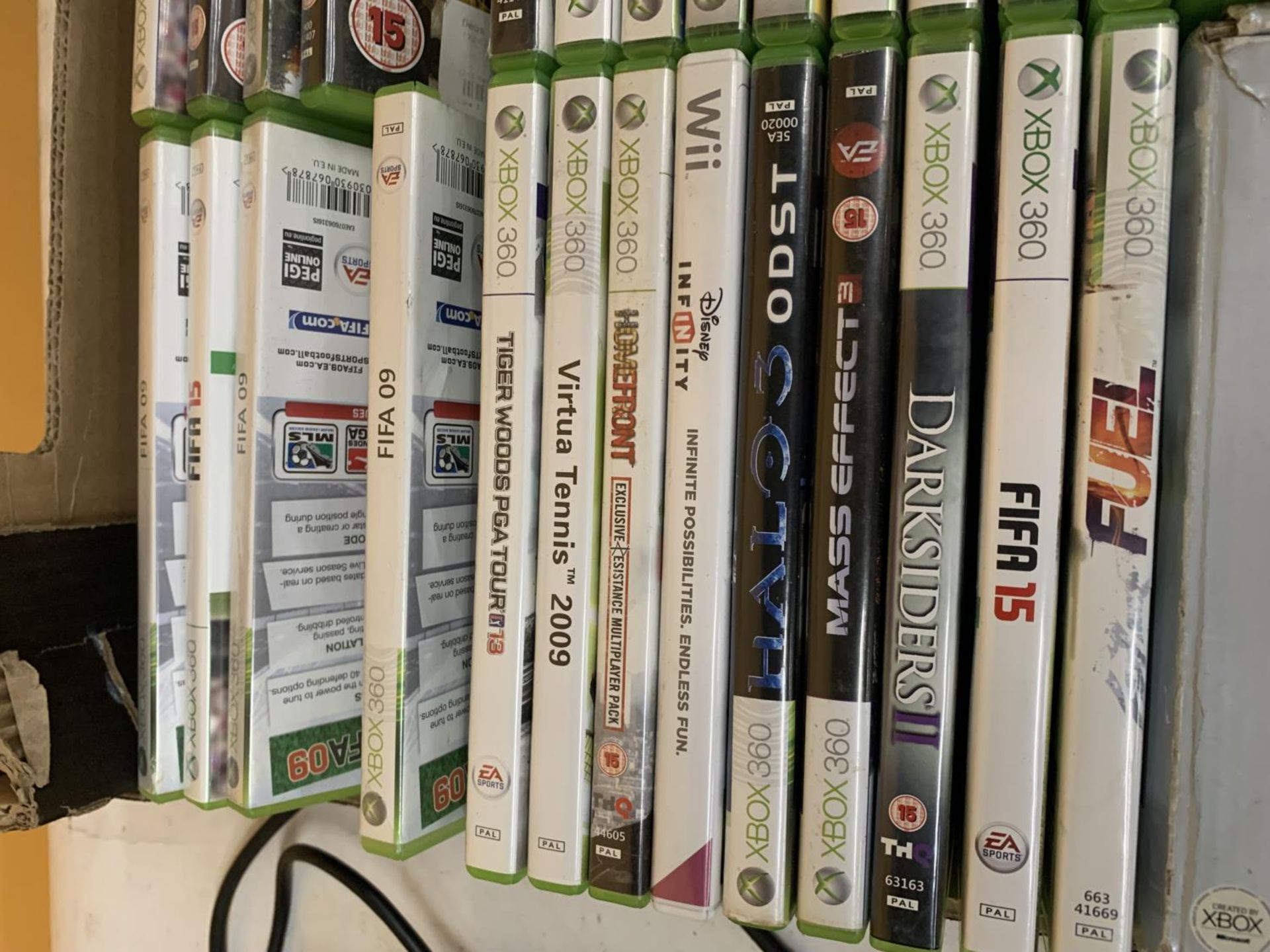 A QUANTITY OF XBOX 360 GAMES AND DVD PLAYER TO INCLUDE FIFA, HALO ETC - Image 4 of 5