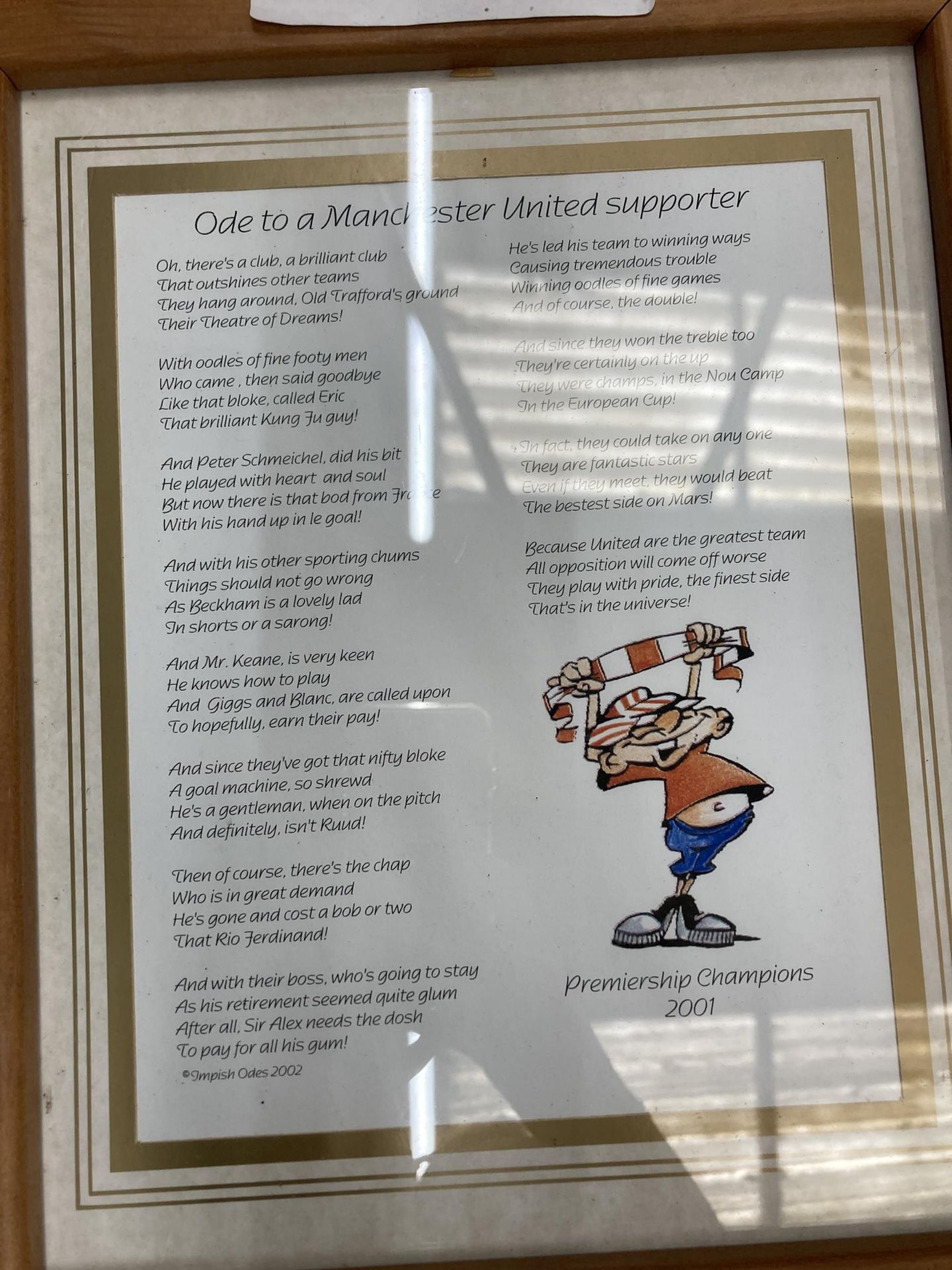A FRAMED 'ODE TO A MANCHESTER UNITED SUPPORTER' PREMIERSHIP CHAMPIONS 2001 - Image 2 of 3