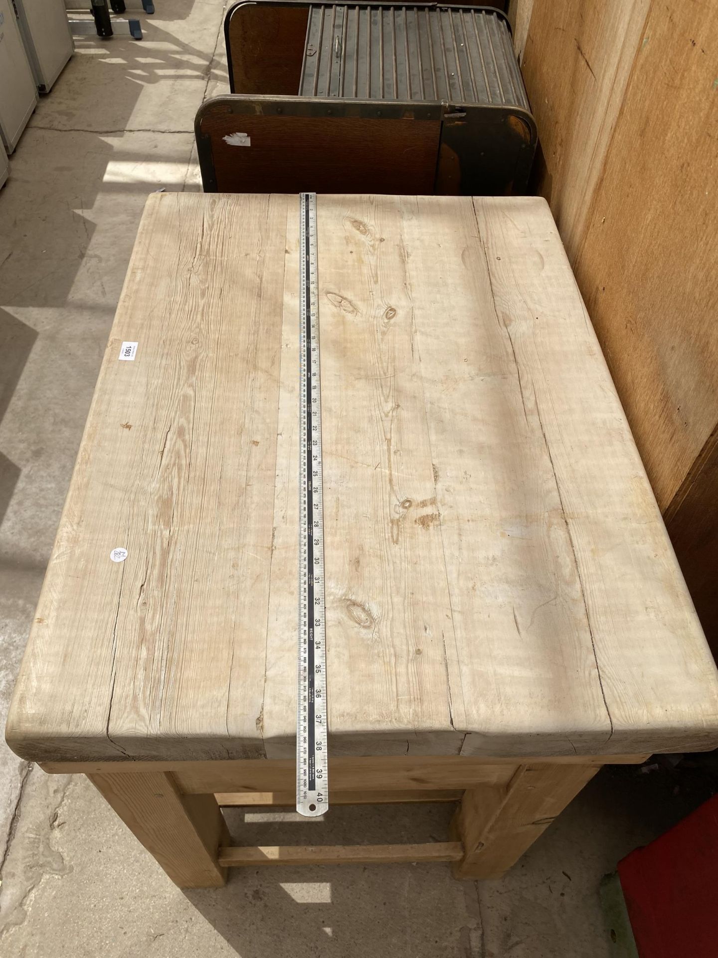 A RUSTIC PINE BUTCHERS BLOCK (96CM x 70CM x 90CM) - Image 4 of 6