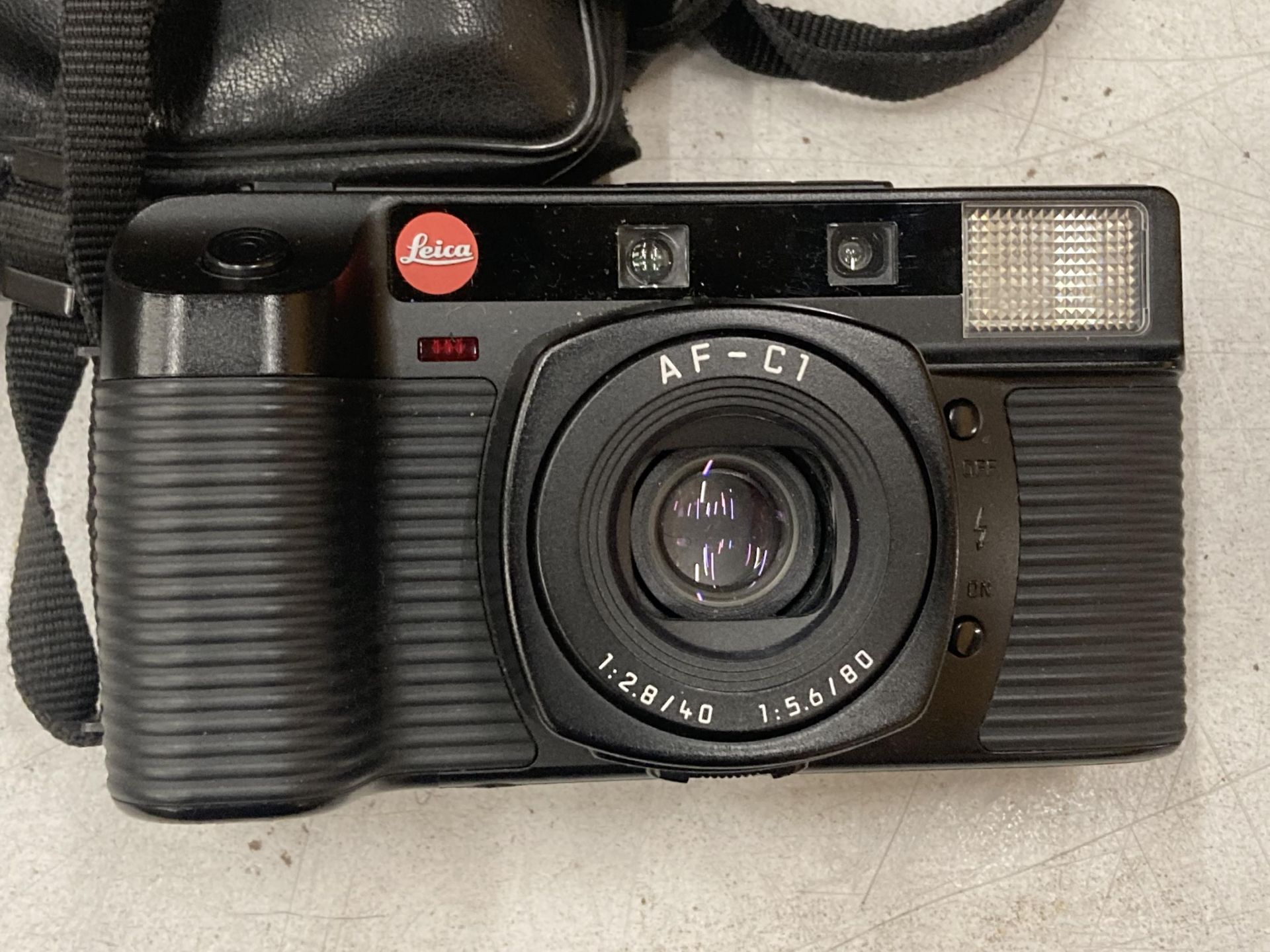 A LEICA AF-C1 WITH CASE - Image 2 of 3