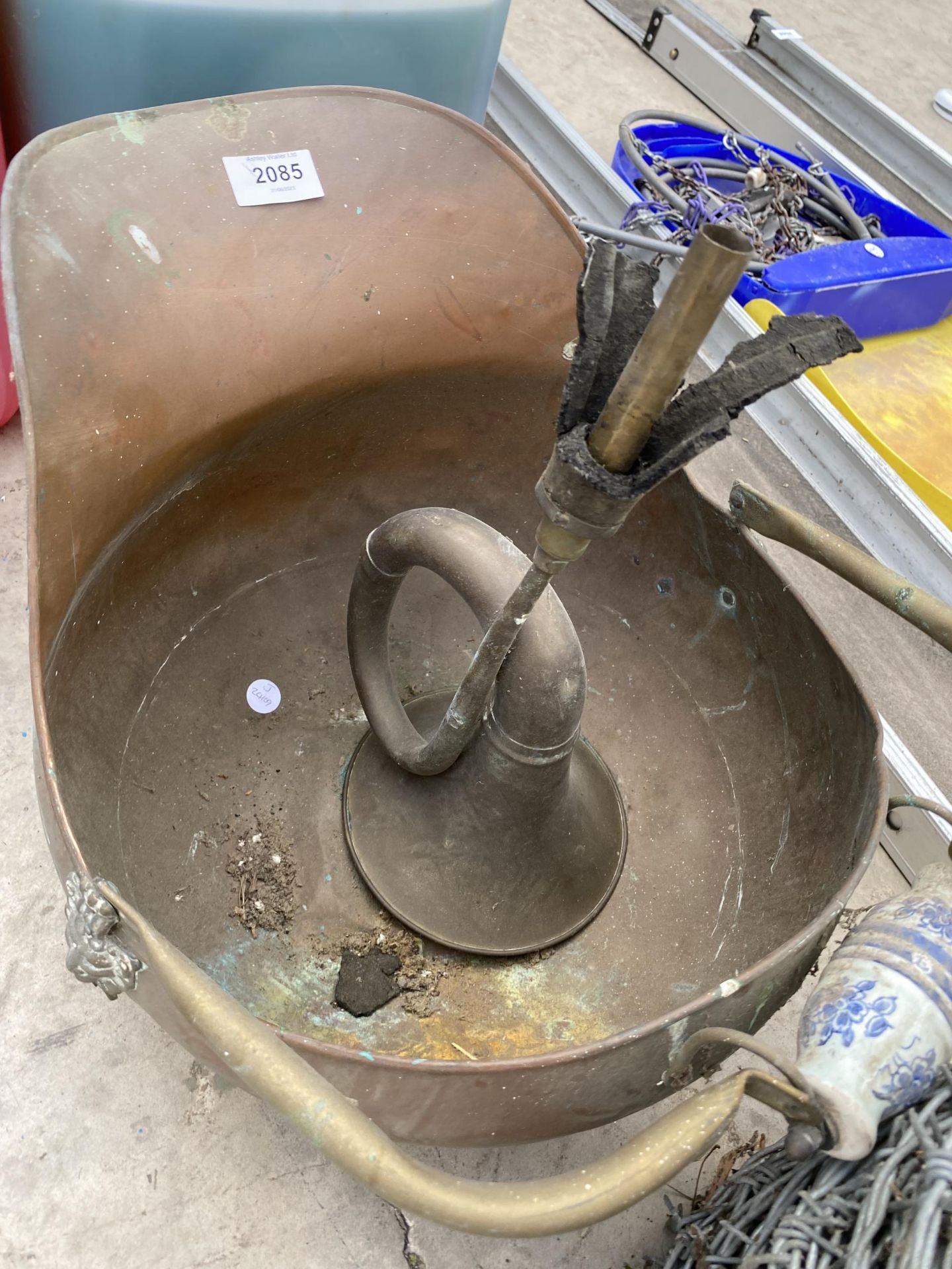 A COPPER COAL BUCKET, HORN AND A ROLL OF BARBWIRE - Image 2 of 2