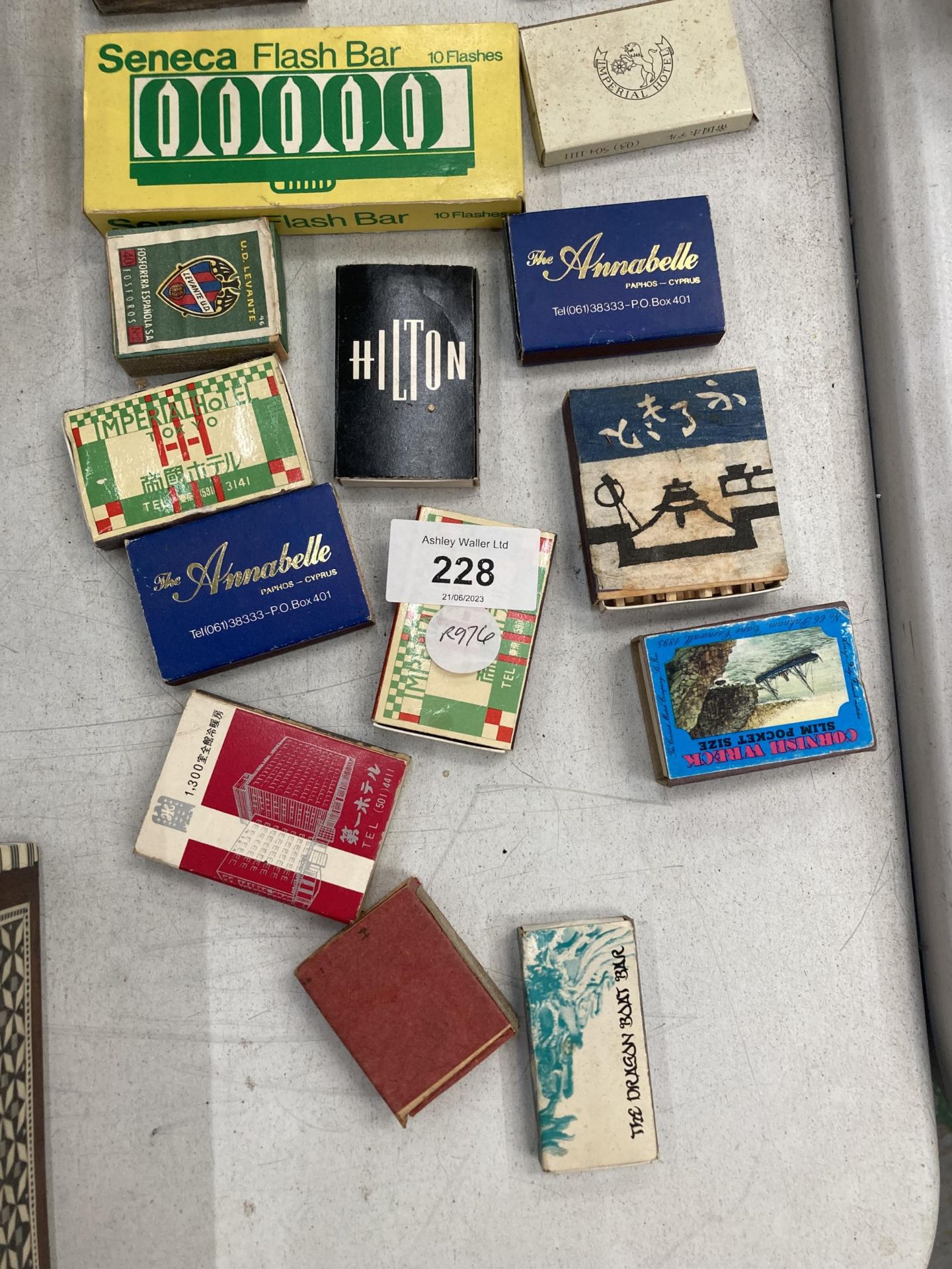 A VINTAGE LOT OF ITEMS, TINS, PHOTOS AND MATCHSTICK BOXES - Image 4 of 4