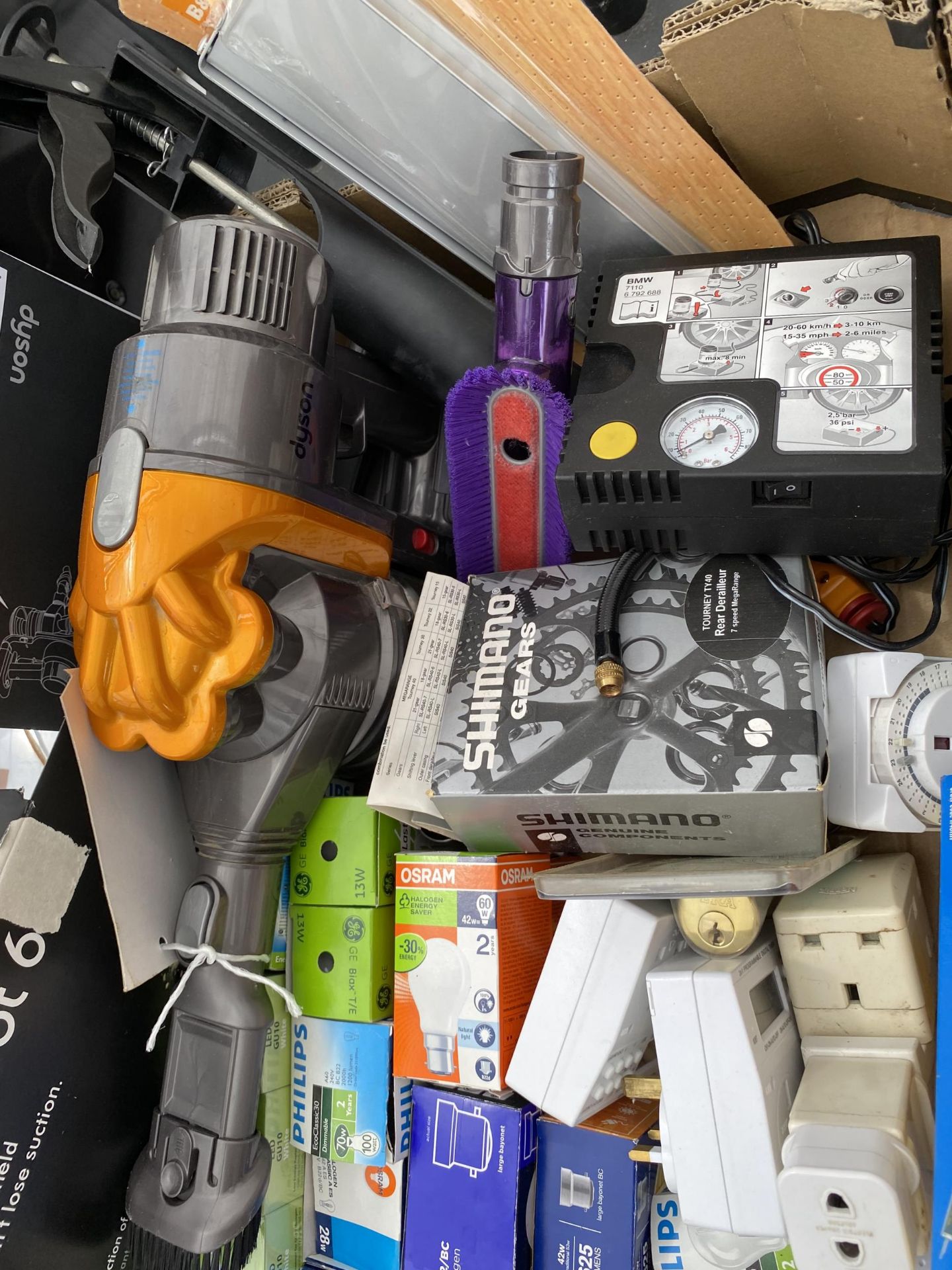 A DYSON HANDHELD VACUUM CLEANER AND AN ASSORTMENT OF LIGHT BULBS - Image 2 of 2