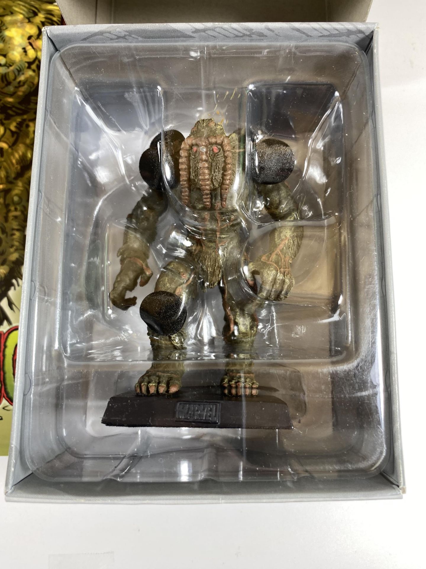 A BOXED THE CLASSIC MARVEL COLLECTION SPECIAL FIGURE - 'MAN-THING' , WITH MAGAZINE - Image 2 of 4