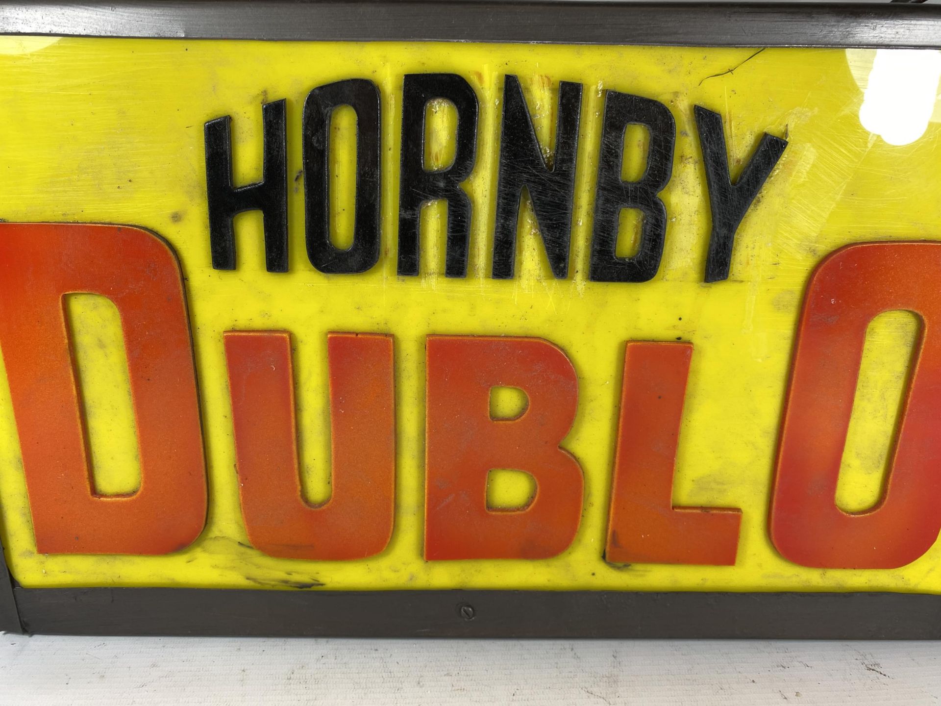 A HORNBY DUBLO ILLUMINATED BOX SIGN, 29 X 49.5CM - Image 2 of 4