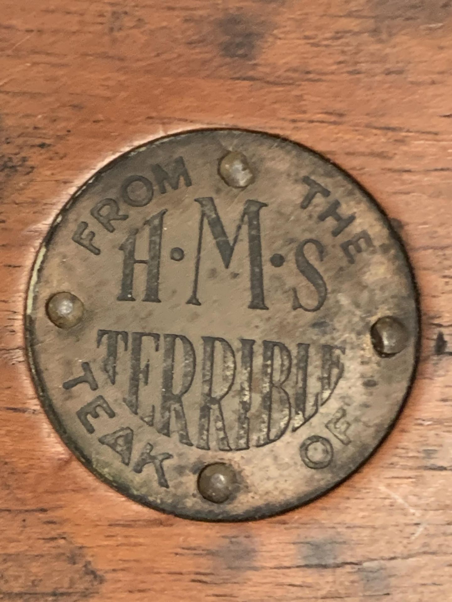 A PAIR OF TEAK FROM THE H.M.S TERRIBLE ASHTRAYS WITH METAL INSERT PLAQUES - Image 2 of 3