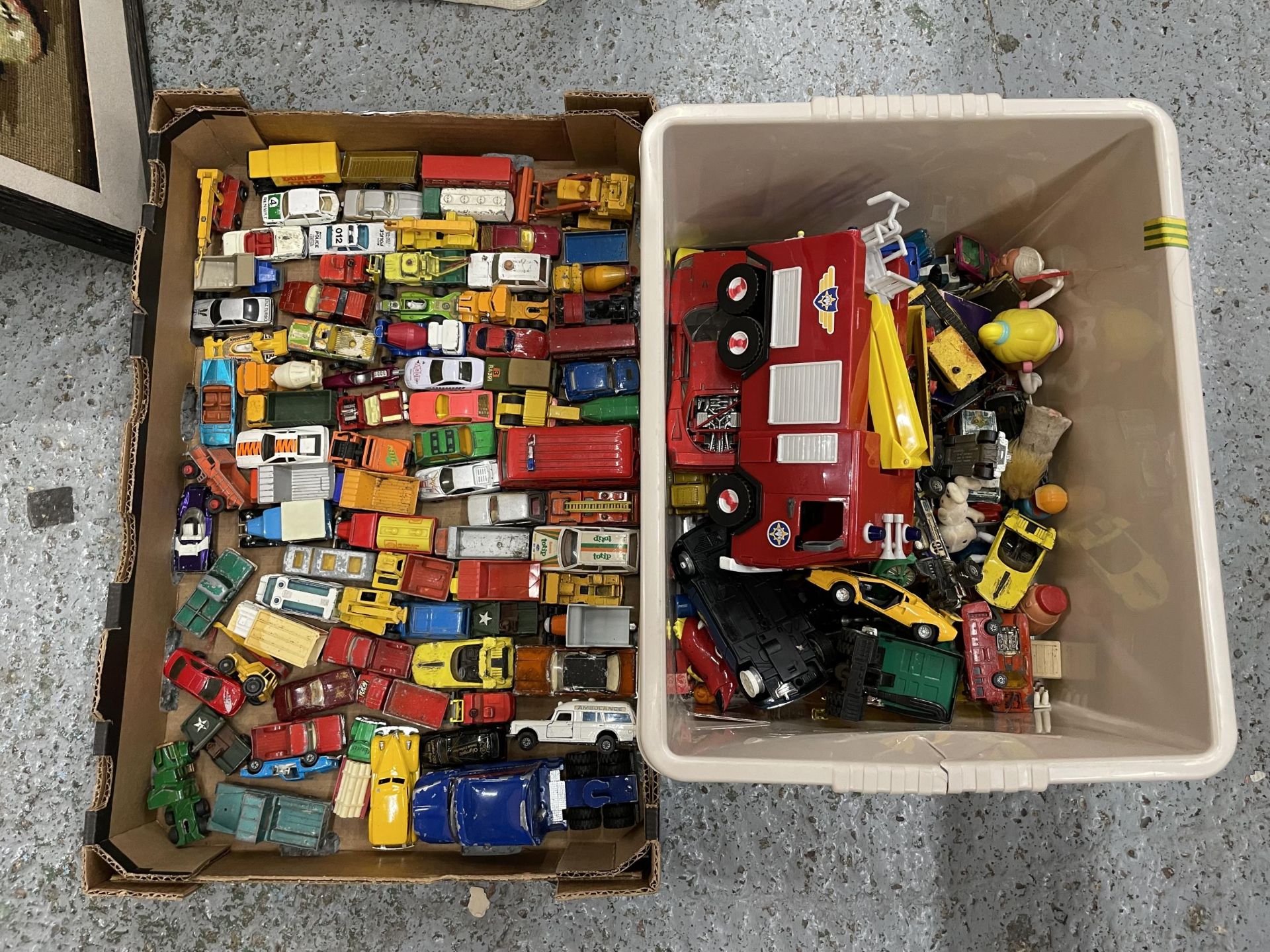 TWO BOXES OF PLAYWORN VEHICLES TO INCLUDE MATCH BOX, CORGI, DAYS GONE ETC