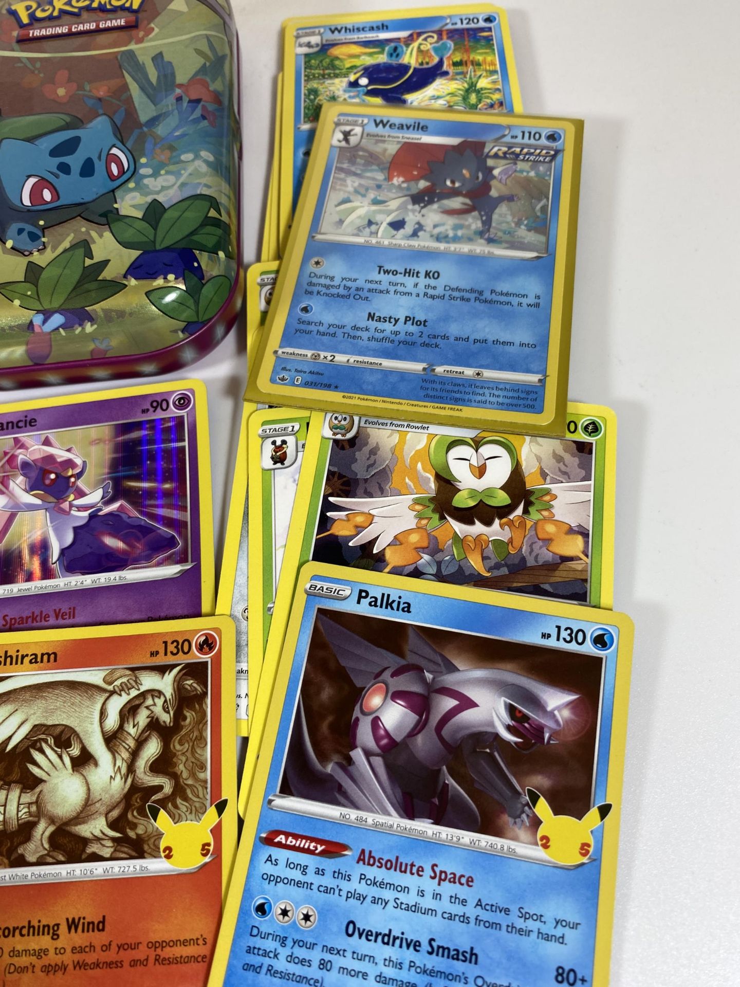 A TIN OF ASSORTED POKEMON CARDS, HOLOS ETC - Image 3 of 3