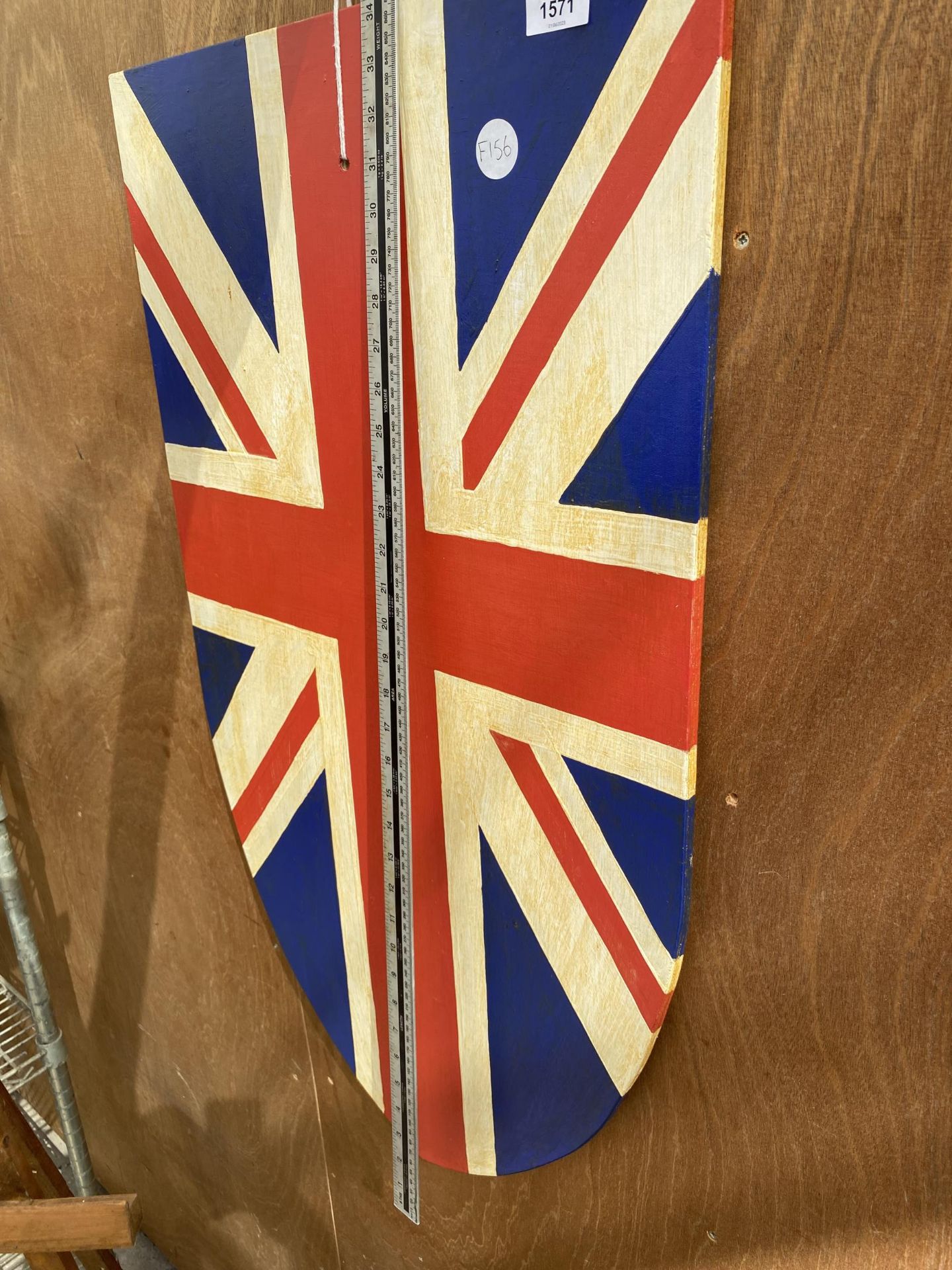 A WOODEN HAND PAINTED UNION JACK SIGN - Image 2 of 3