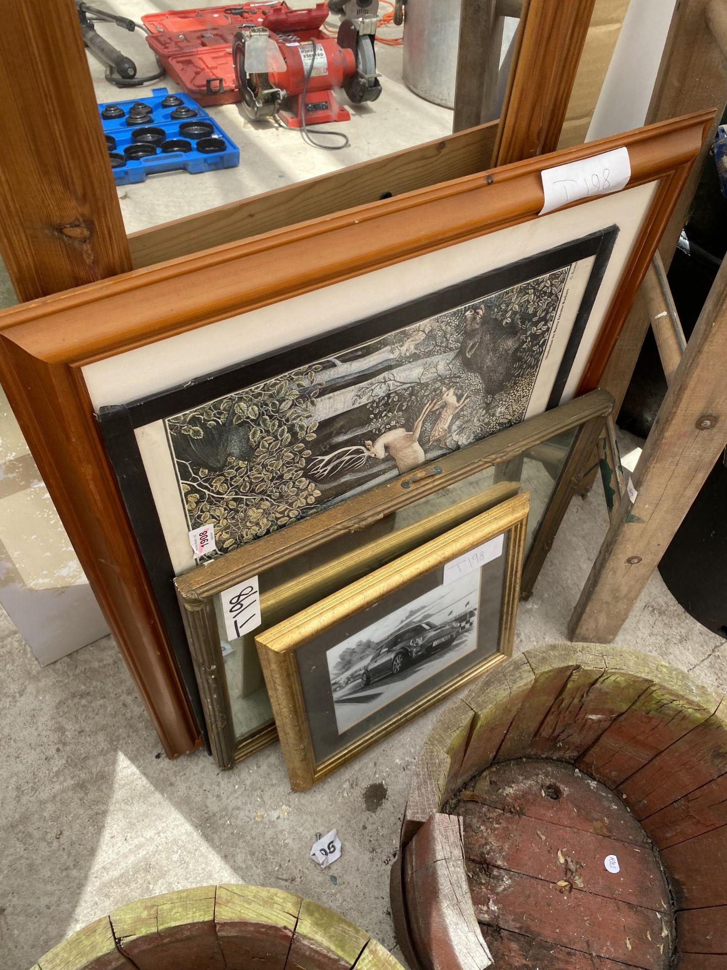 AN ASSORTMENT OF FRAMED AND UNFRAMED PICTURES, PRINTS AND MIRRORS - Image 2 of 3