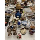 A QUANTITY OF VINTAGE CERAMICS TO INCLUDE VASES, WEDGWOOD JASPERWARE PIN DISHES, BELLS, ETC