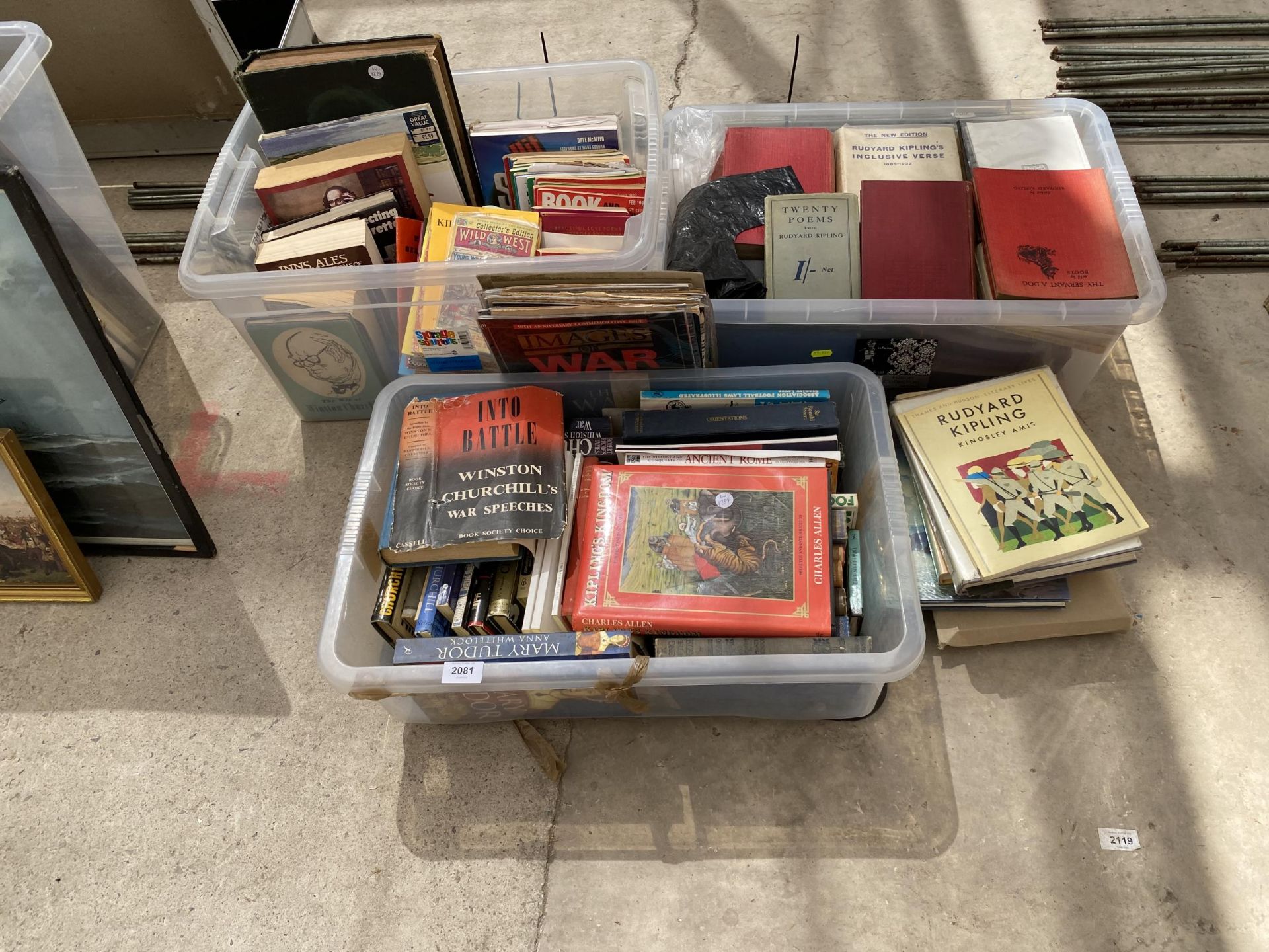 A LARGE ASSORTMENT OF BOOKS