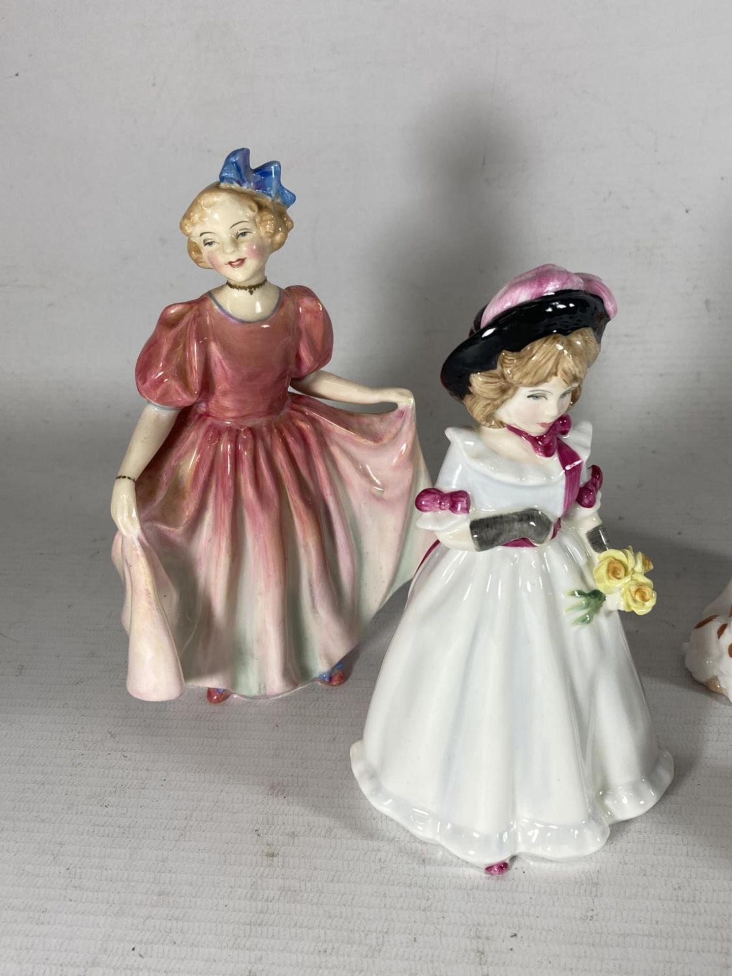 FOUR ROYAL DOULTON FIGURES TO INCLUDE SWEETING, SHARON, INNOCENCE AND SIT - Image 2 of 4