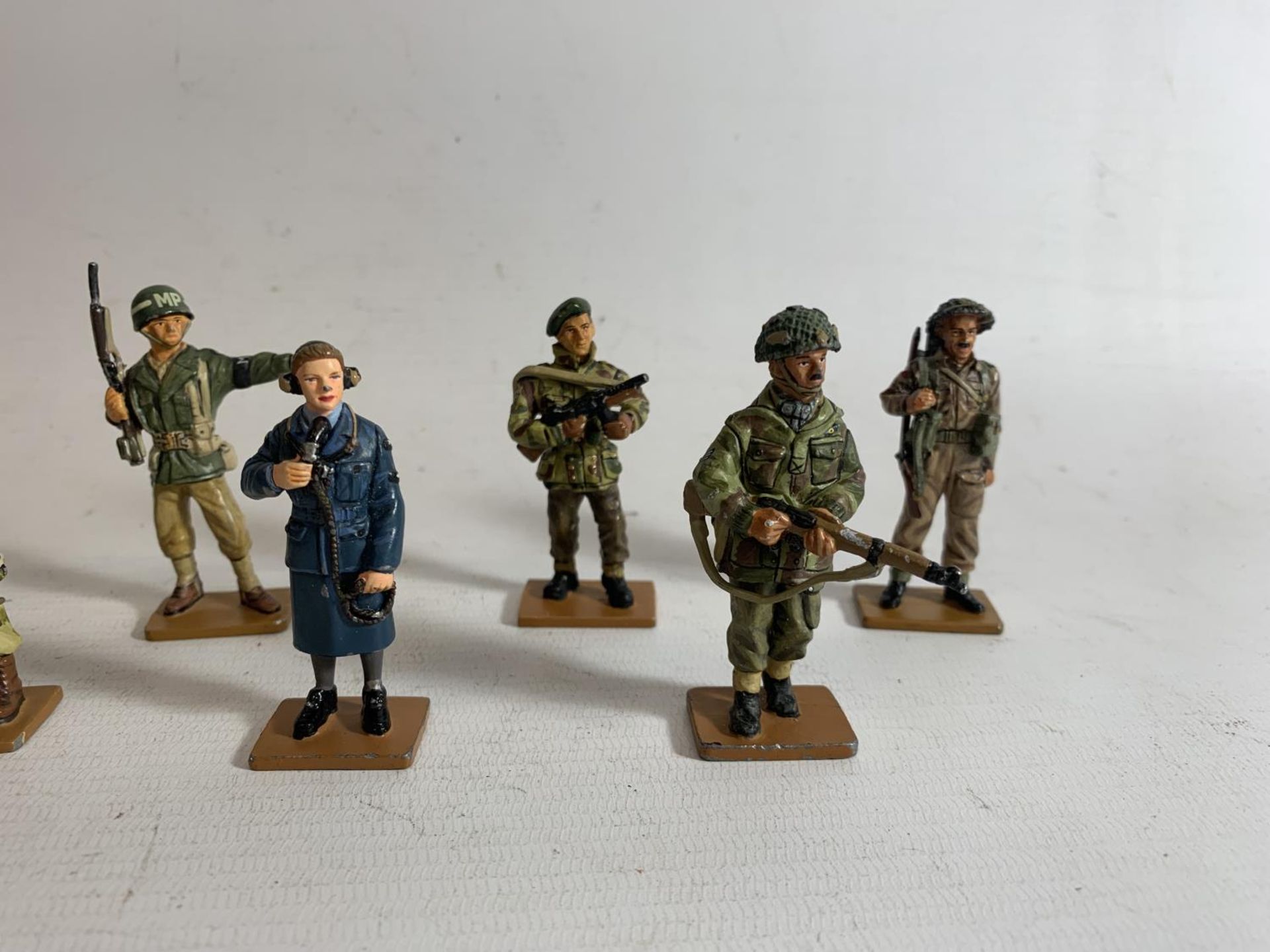 THIRTEEN DEL PRADO DIE CAST WORLD WAR TWO FIGURES OF ALLIED SOLDIERS TO INCLUDE USA, BRITAIN AND - Image 4 of 8