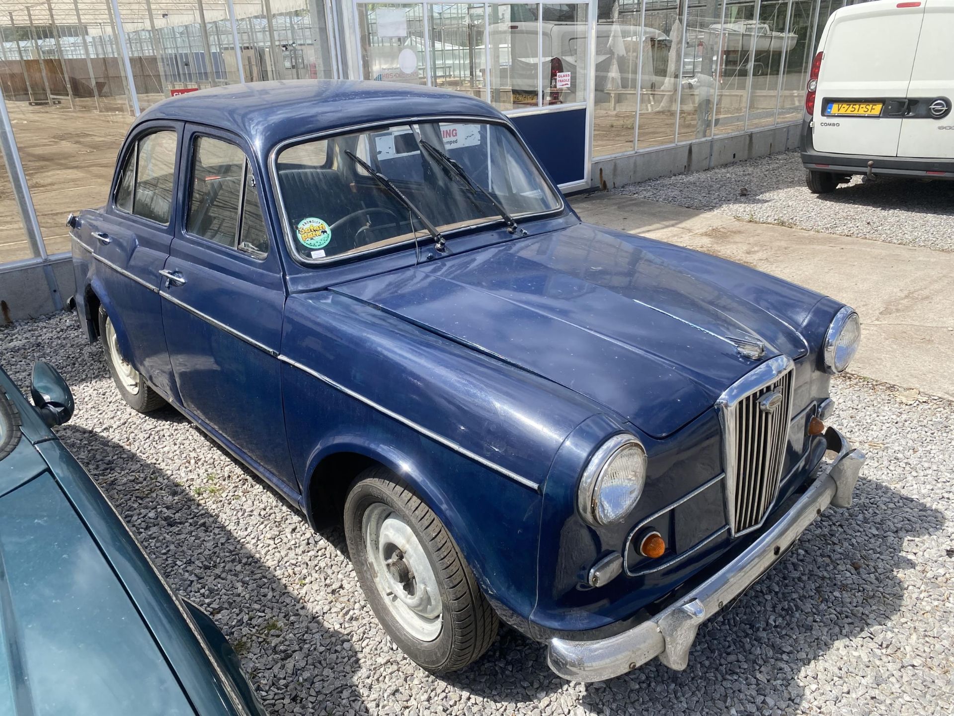 A ONE OWNER FROM NEW, 35 YEAR BARN STORED WOLSELEY 1500 PETROL CAR, APPROX 28000 MILES ON THE CLOCK,