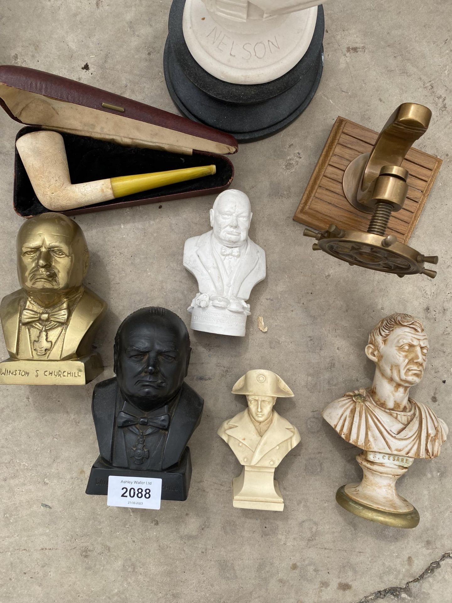 AN ASSORTMENT OF ITEMS TO INCLUDE A PIPE AND BUSTS OF NELSON AND CHURCHILL ETC - Image 2 of 2
