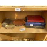 AN ASSORTMENT OF ITEMS TO INCLUDE THREE FLATWARE CASES, A MINIATURE BRASS BATH AND A COPPER PLATE