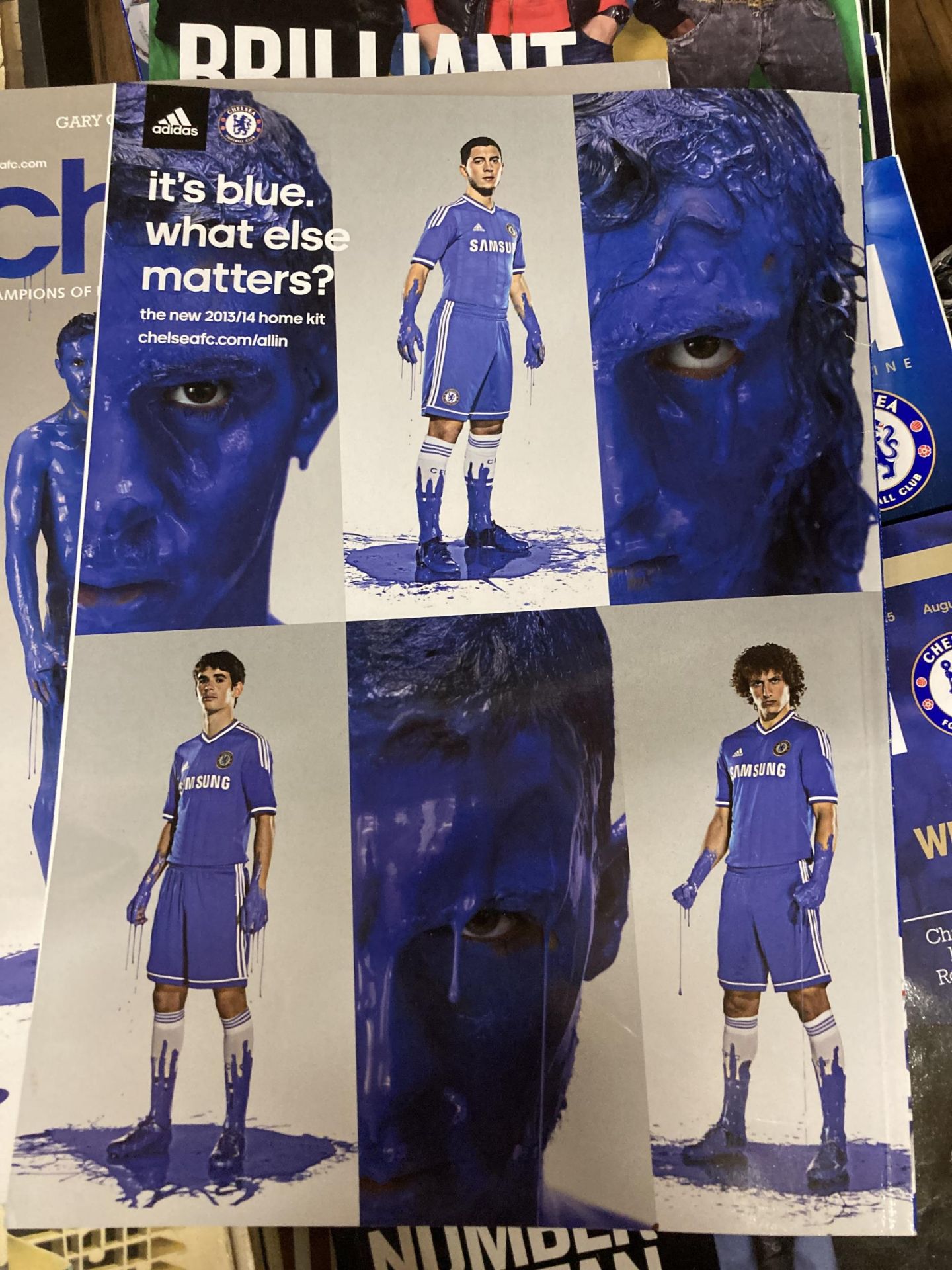 FORTY CHELSEA FC GLOSSY MONTHLY MAGAZINES - Bild 4 aus 5