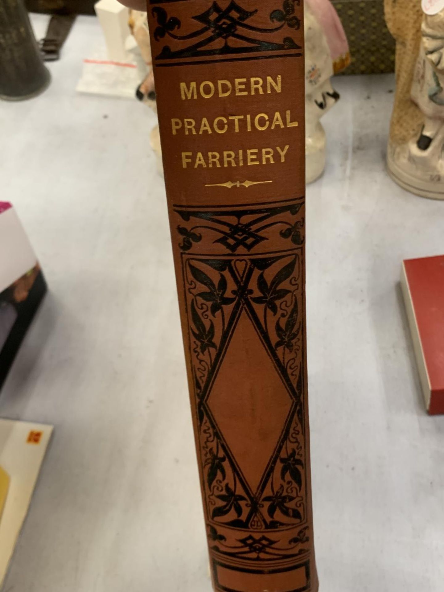 A VINTAGE BOOK TITLED 'MODERN PRACTICAL FARRIERY, A COMPLETE GUIDE TO ALL THAT RELATES TO THE HORSE' - Image 4 of 4