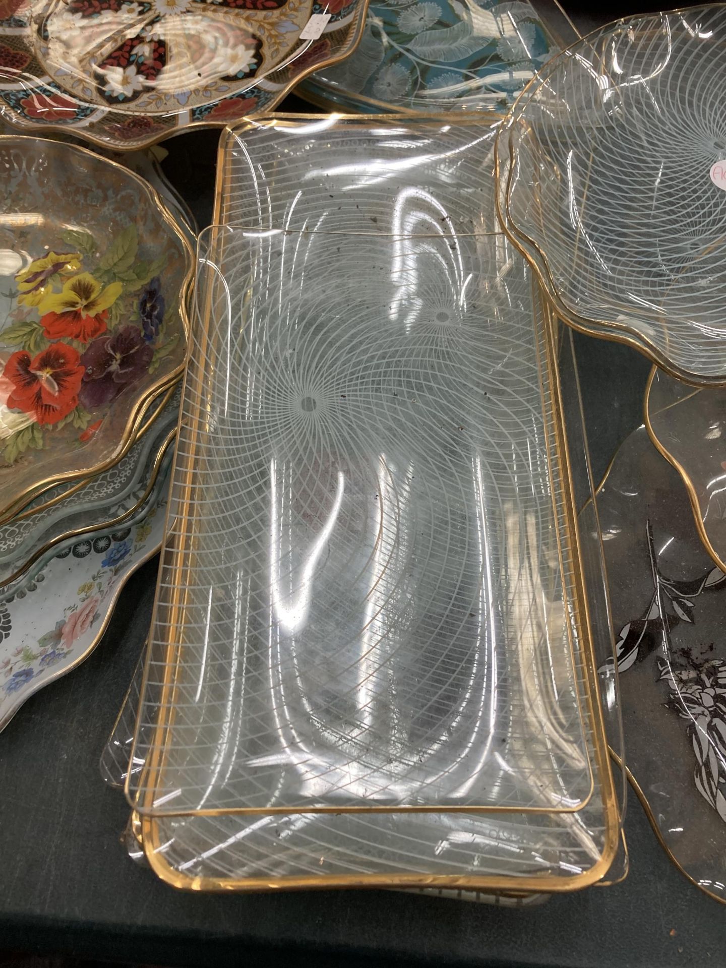 A LARGE QUANTITY OF PATTERNED GLASSWARE PLATES AND SANDWICH TRAYS, ETC - Image 6 of 7