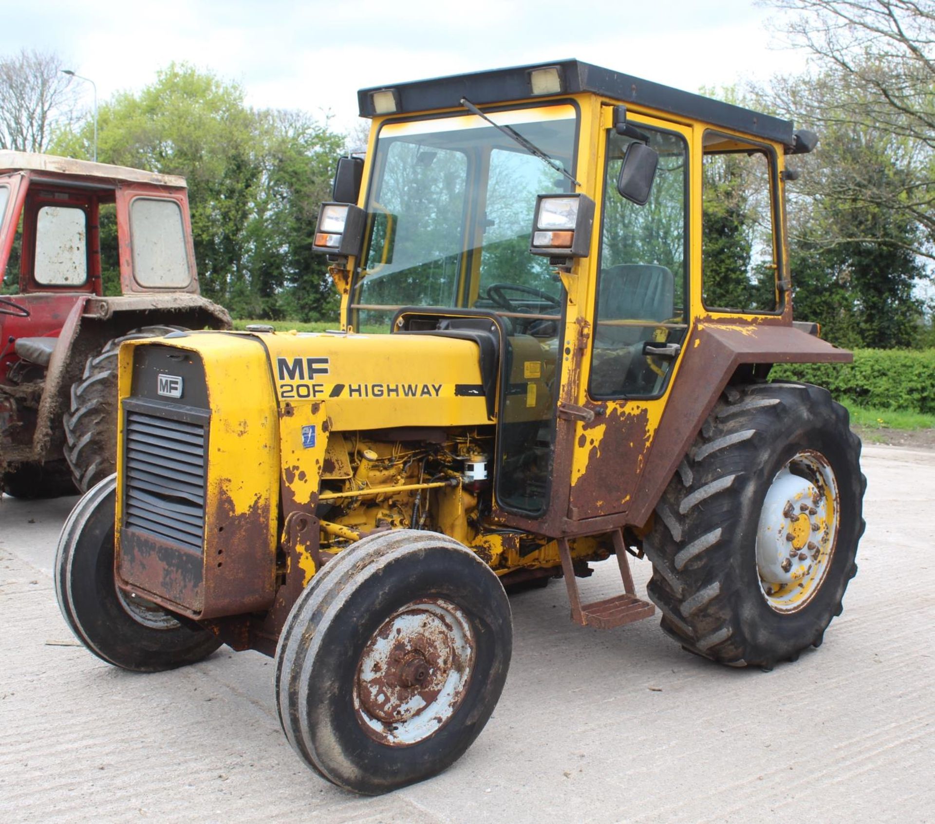 A MASSEY FERGUSON 20F 2WD INDUSTRIAL TRACTOR NO V5 SERIAL NUMBER 5101 C 0571 BELIEVED 1988 ONE OWNER