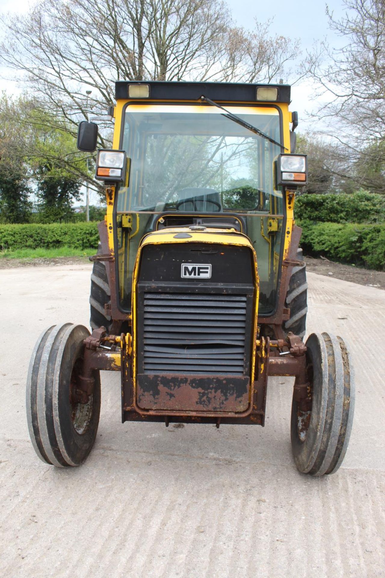 A MASSEY FERGUSON 20F 2WD INDUSTRIAL TRACTOR NO V5 SERIAL NUMBER 5101 C 0571 BELIEVED 1988 ONE OWNER - Image 3 of 9